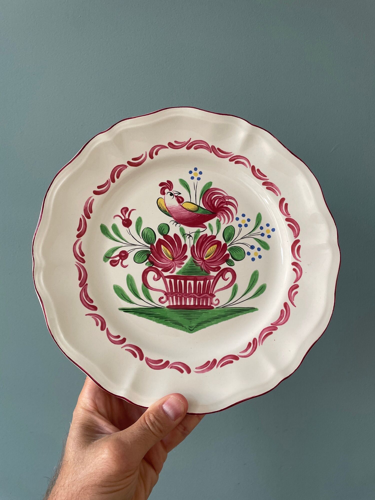 Series of 11 old flat plates Saint Clément France