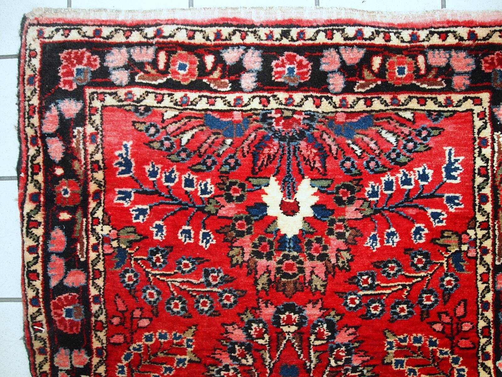Tapis antique Lilihan du Moyen-Orient 84cm x 712cm (1910s)
