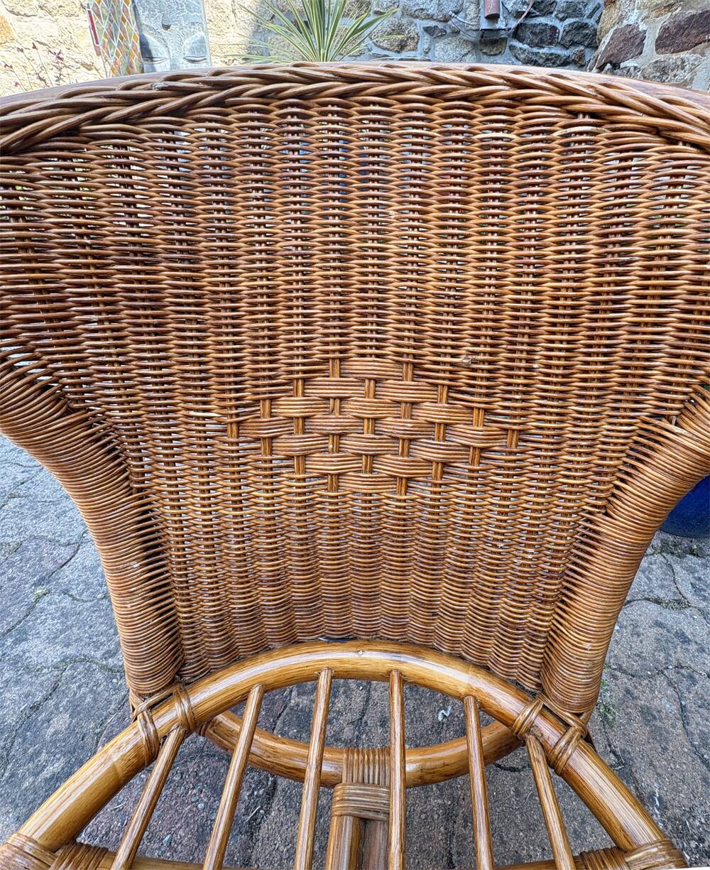 Vintage woven rattan armchair – bohemian charm – vintage – 70s – 80s