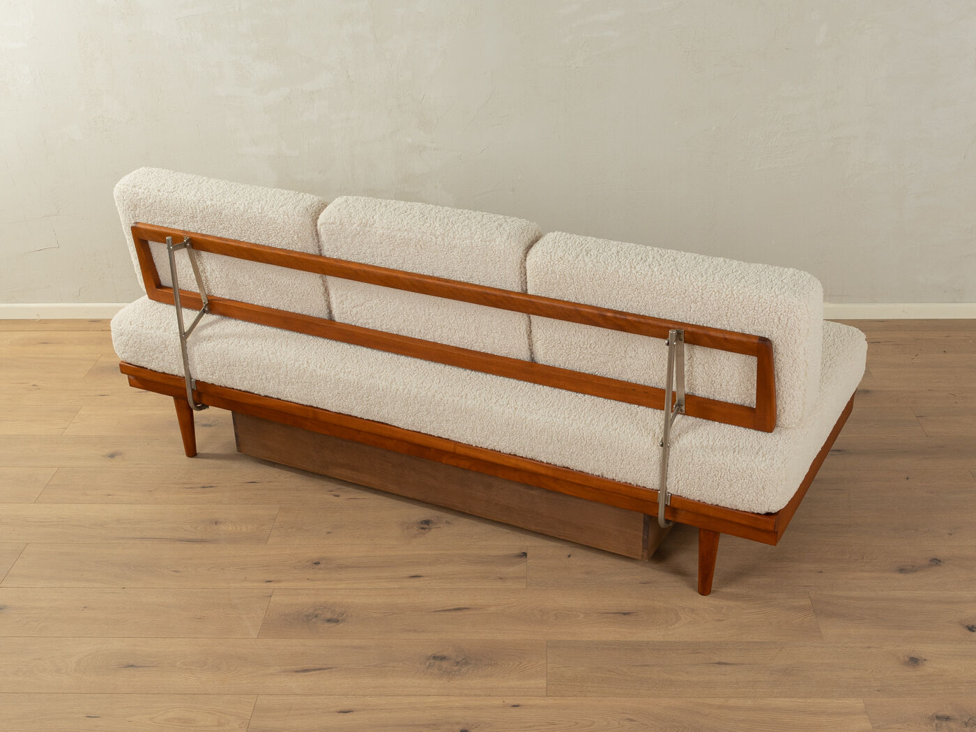 1950s sofa by Knoll Antimott