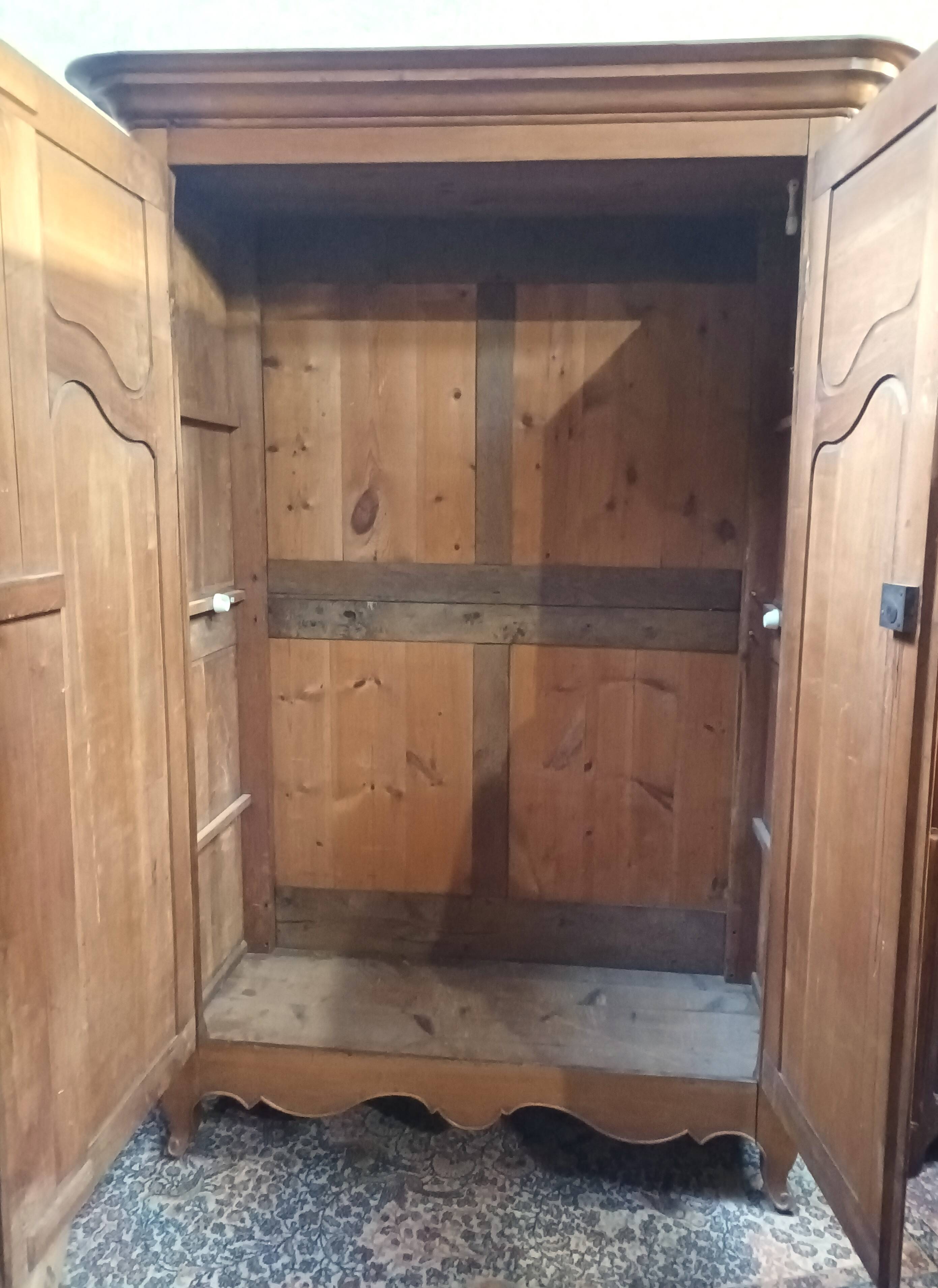 Louis XV wardrobe in light oak