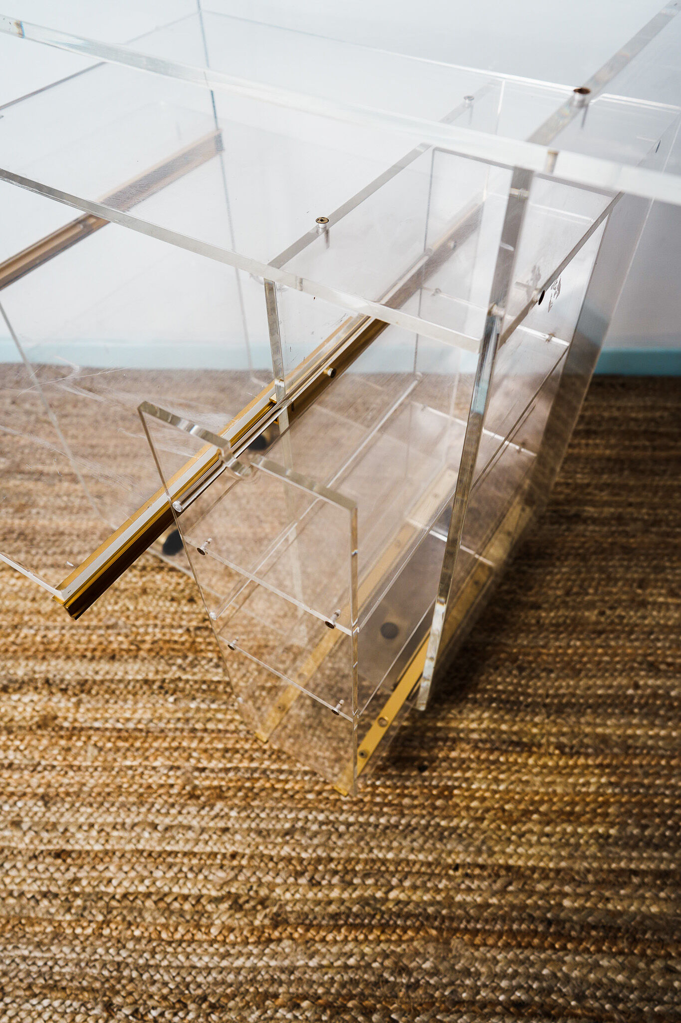 Plexiglas furniture of 'invisible de marais'