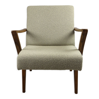 Beige boucle walnut lounge chair, 1970s