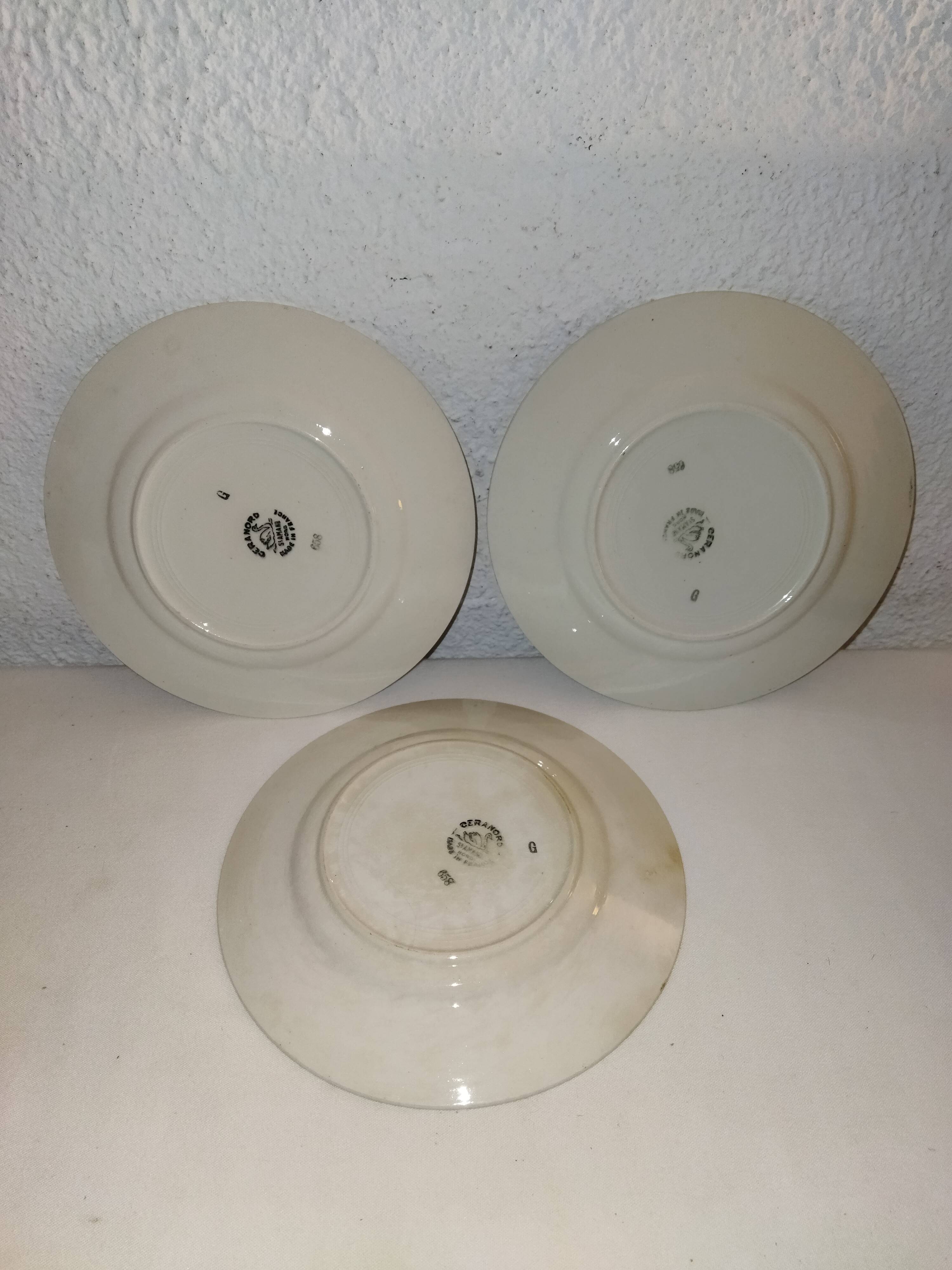 9 vintage dessert plates with Art Deco decor