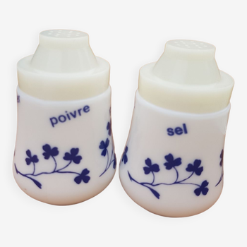 Salt shaker and pepper clover