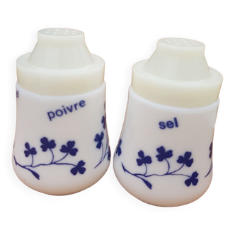 Salt shaker and pepper clover