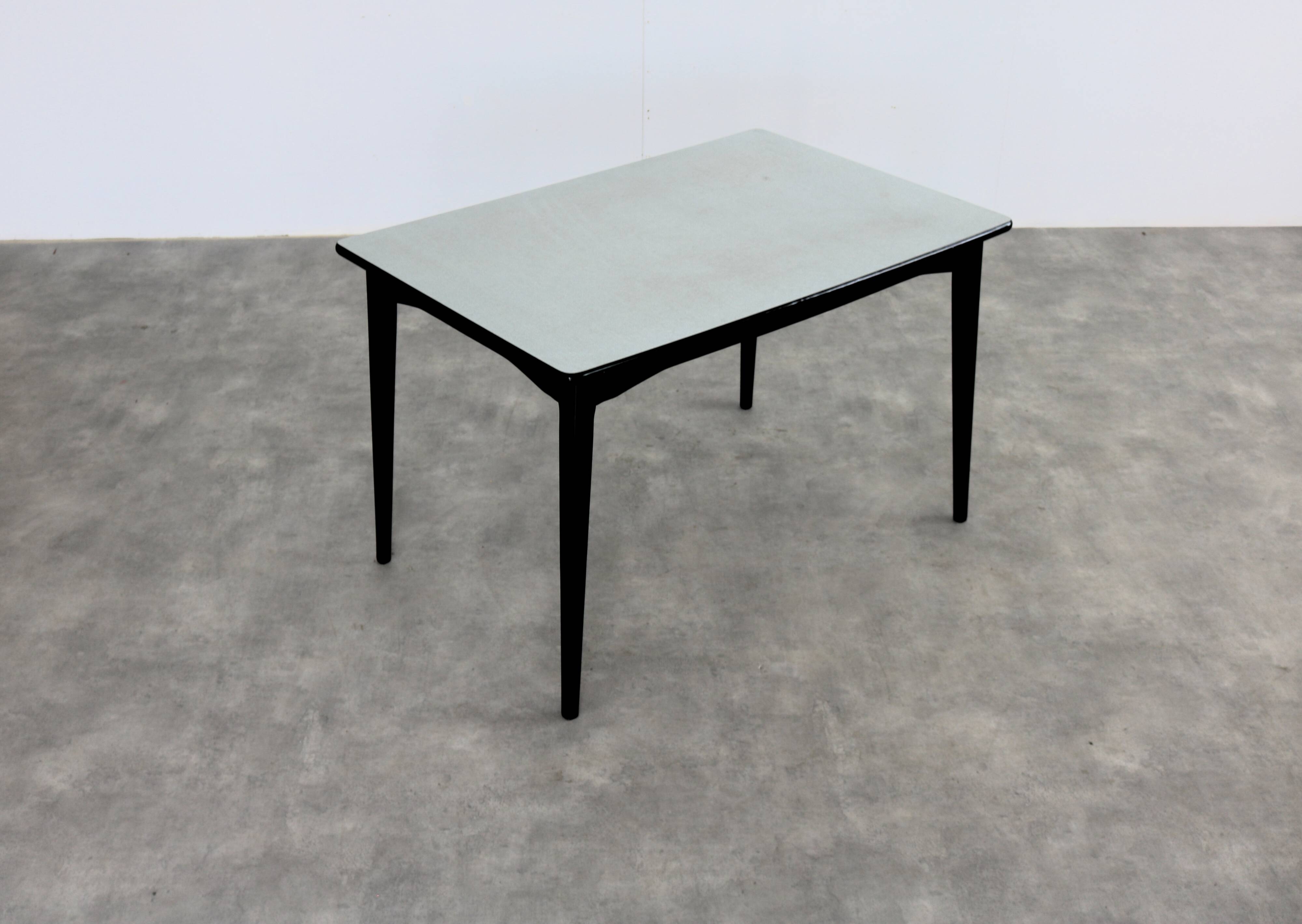 vintage dining table | table | dining room | Benze