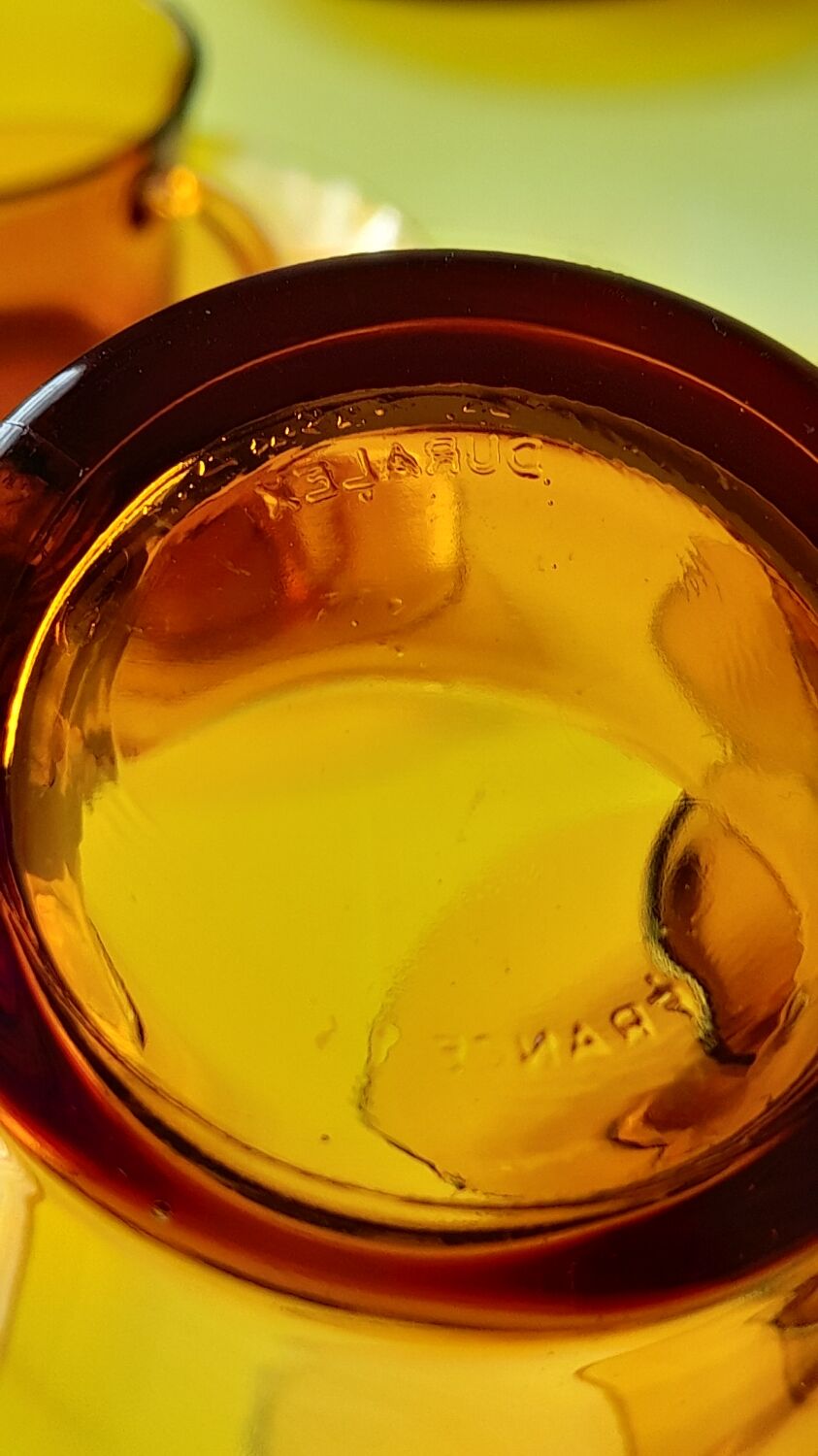 Amber glass coffee cups 70s