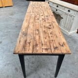 Estaminet table