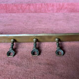 Support 5 old brass keys
