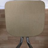 Chaise formica jaune pale