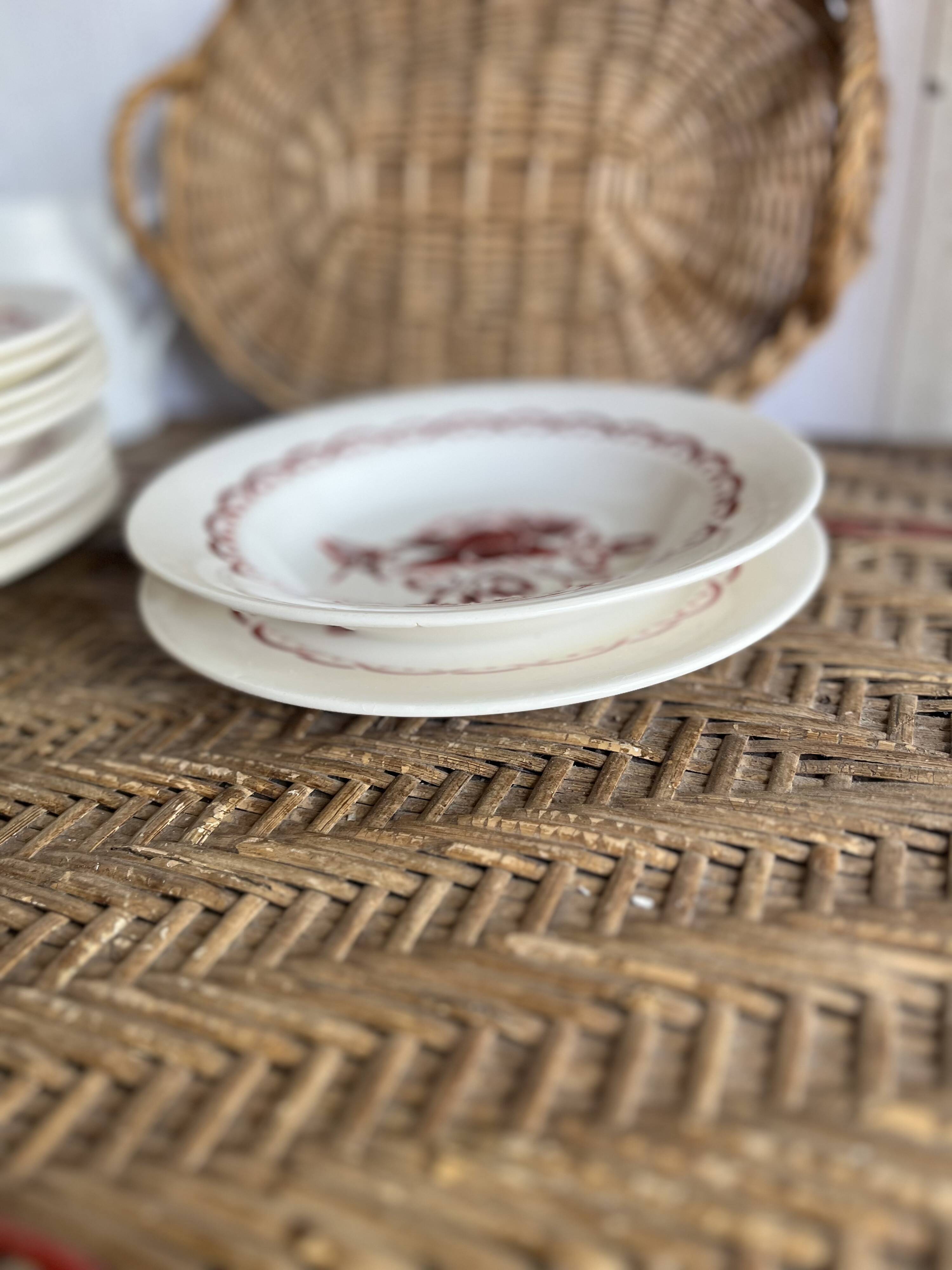 Digoin plates series Michel x12