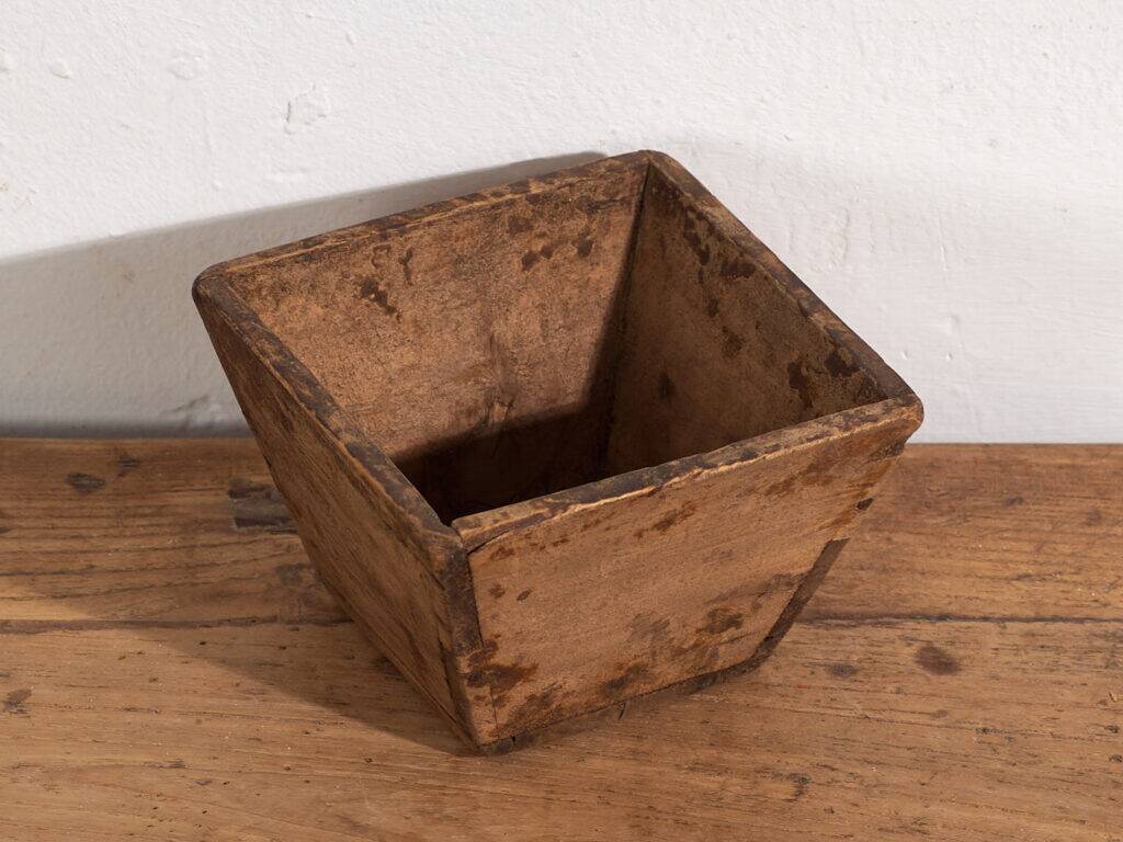 Old rice measuring bowl (c.1920) #3