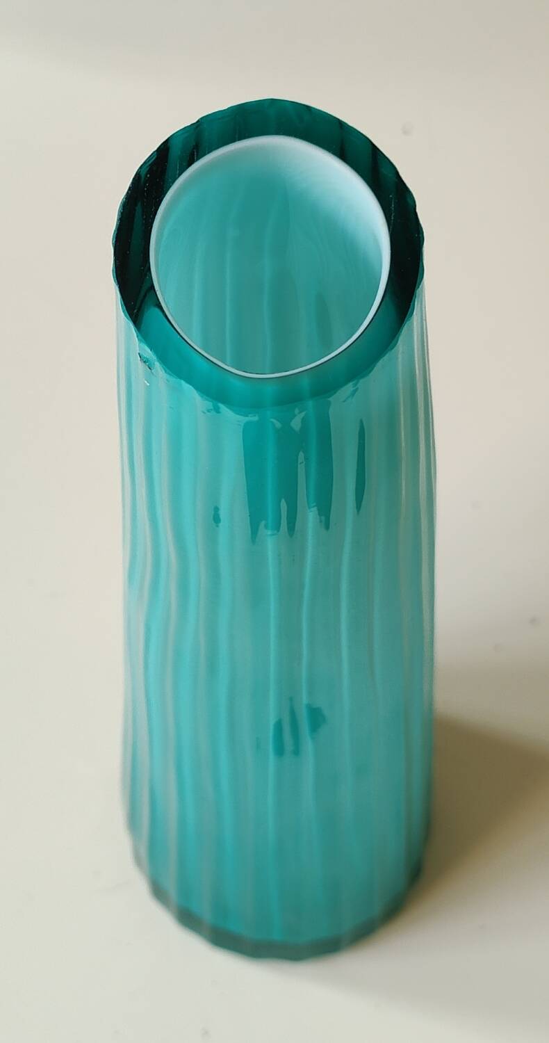 Design Horn/Curved Vase with Ribbed Effects. Turquoise Blue