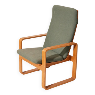 Magnus Olesen lounge chair, designed by Rud Thygesen & Johnny Sørensen, 1970s.