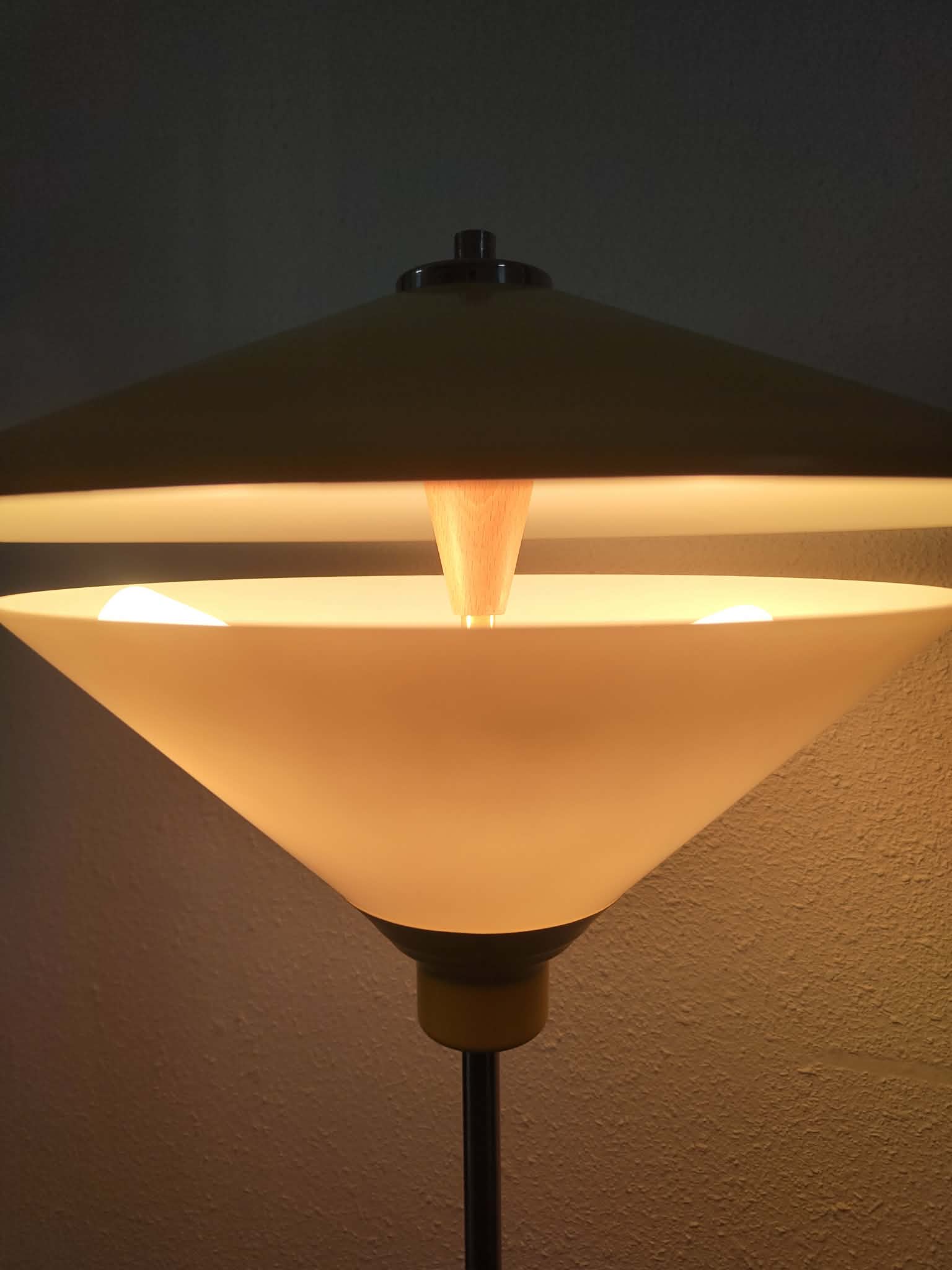 Vintage floor lamp 1980