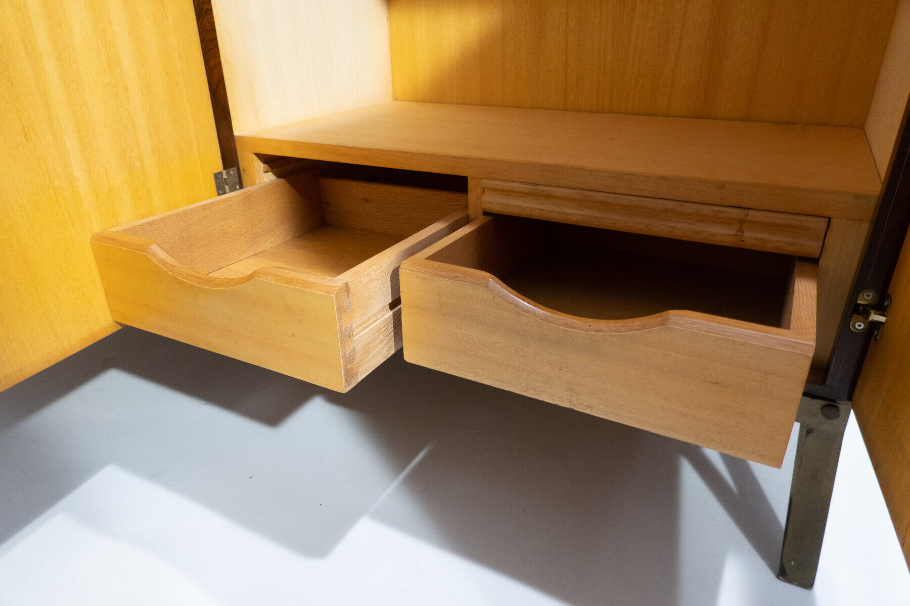 Mid-Century Modern Italian Sofa with Built-in Sideboard, Italy, 1960s