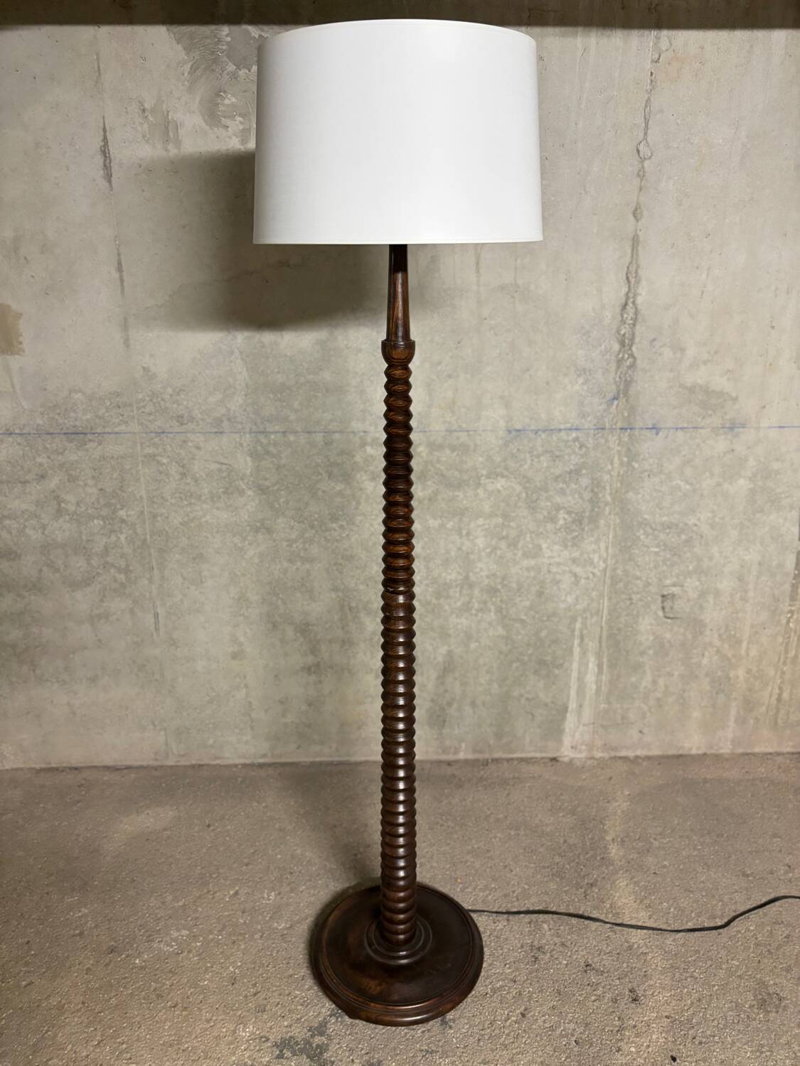 Charles Dudouyt style turned oak wood floor lamp 1940