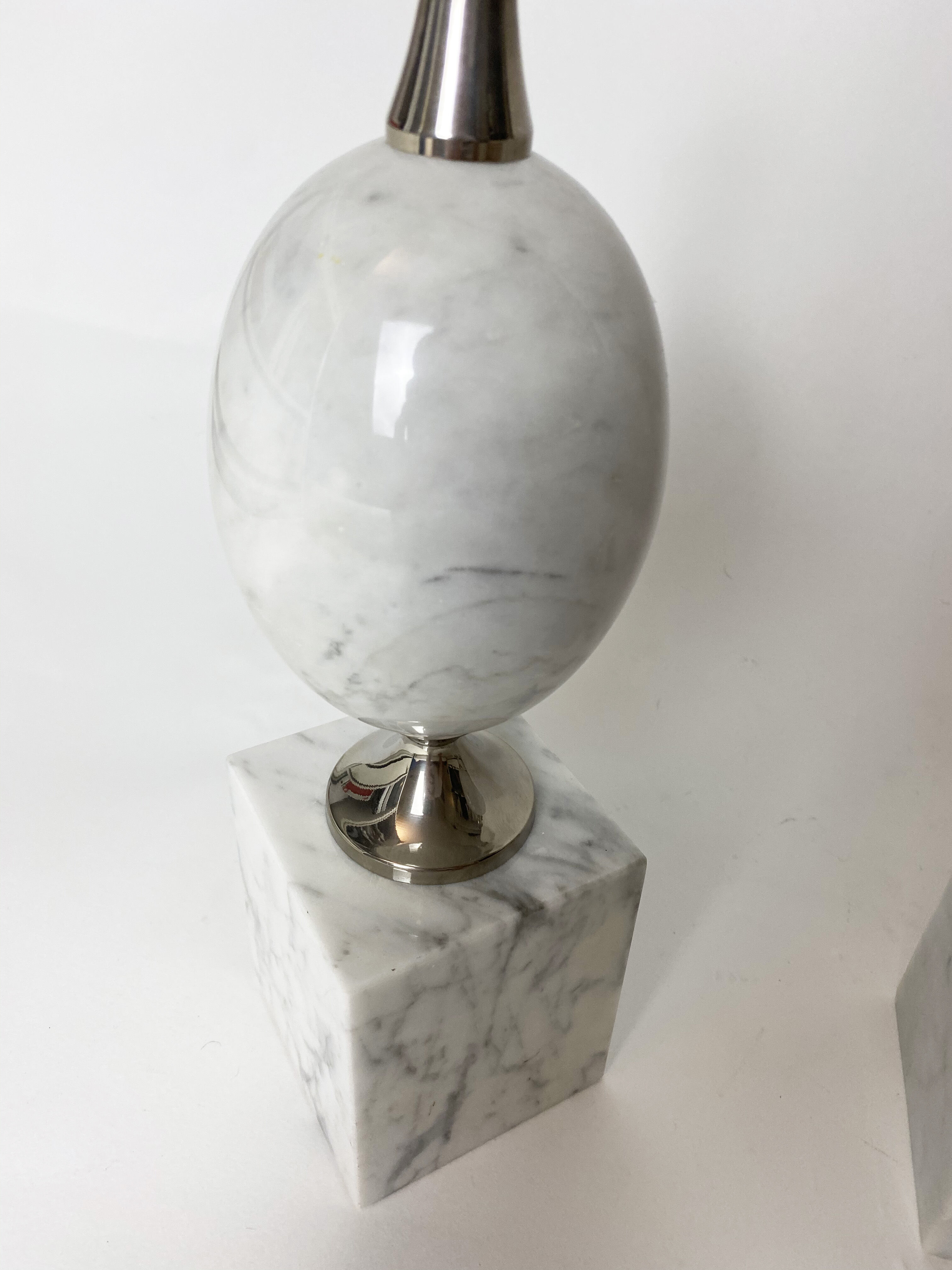 Pair of modernist egg lamp bases by Phillipe Barbier of the 60s in white Carrara marble.