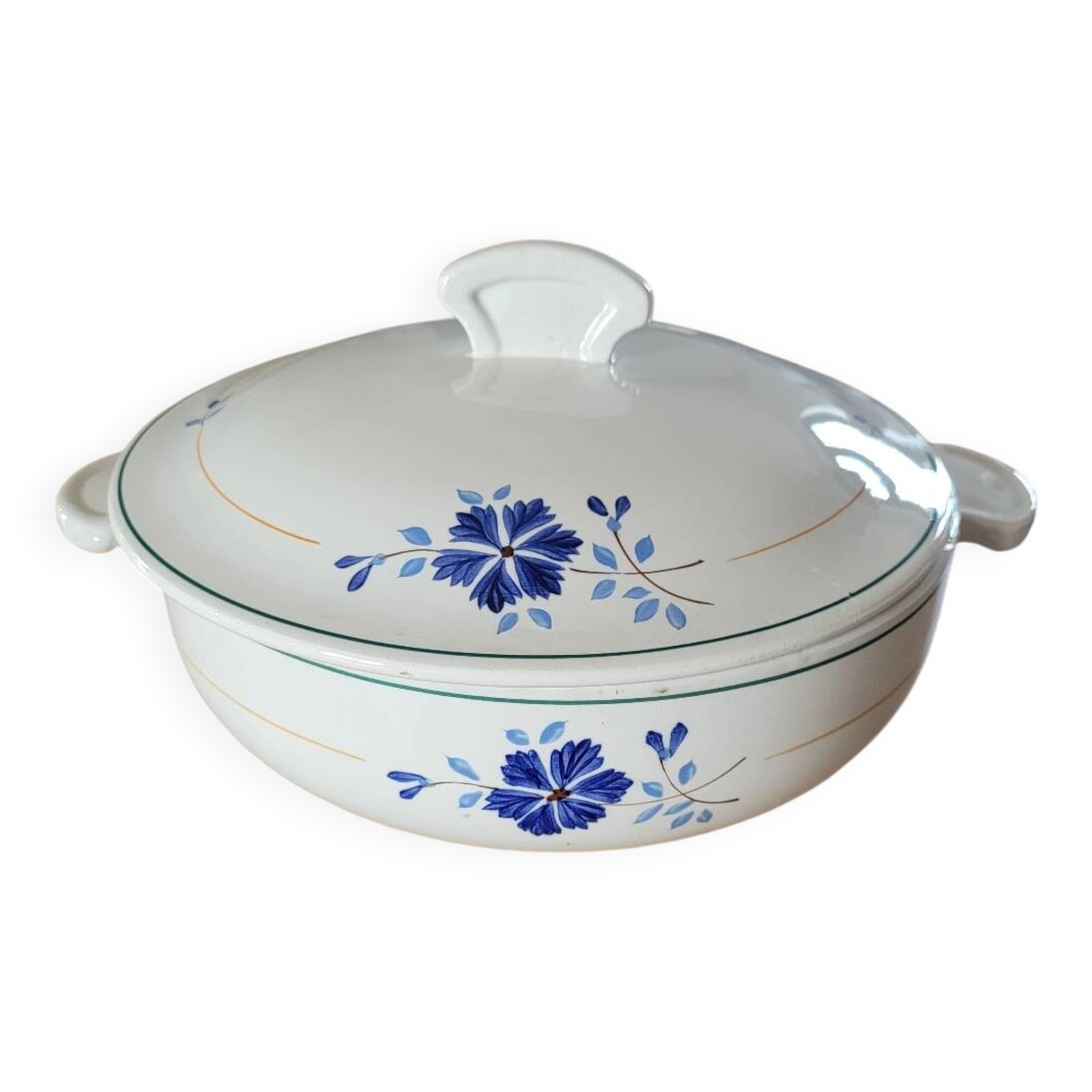 Soup tureen Moulin des Loups St Amand