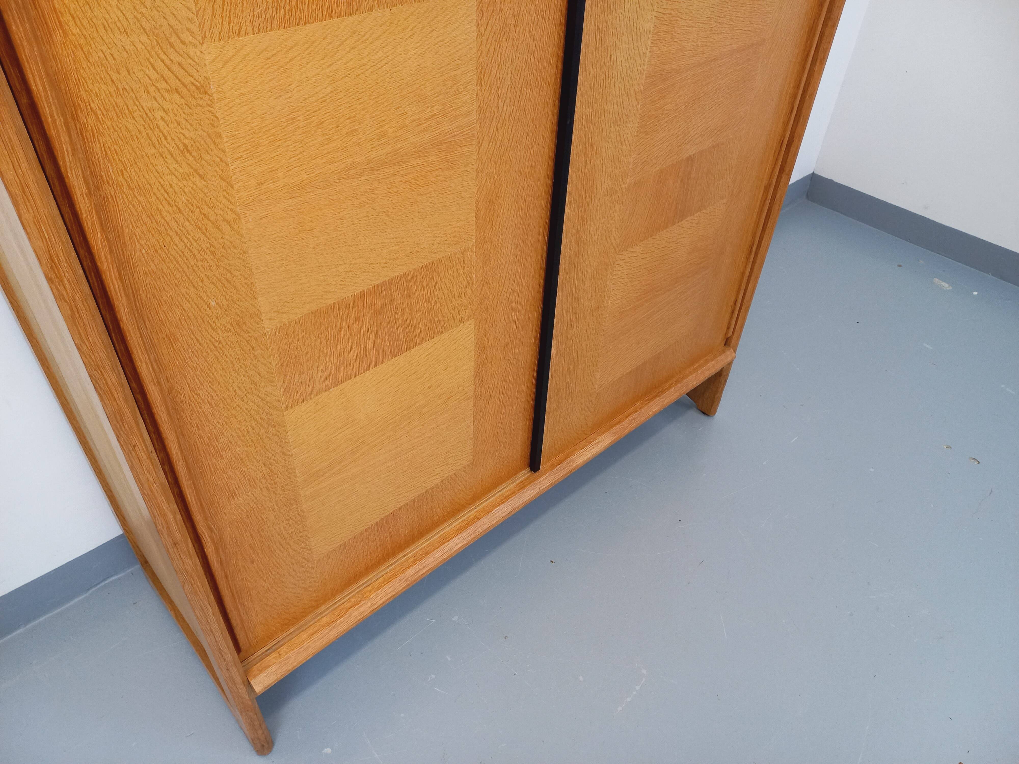 Vintage Guillerme et Chambron wardrobe in solid oak from the 60s