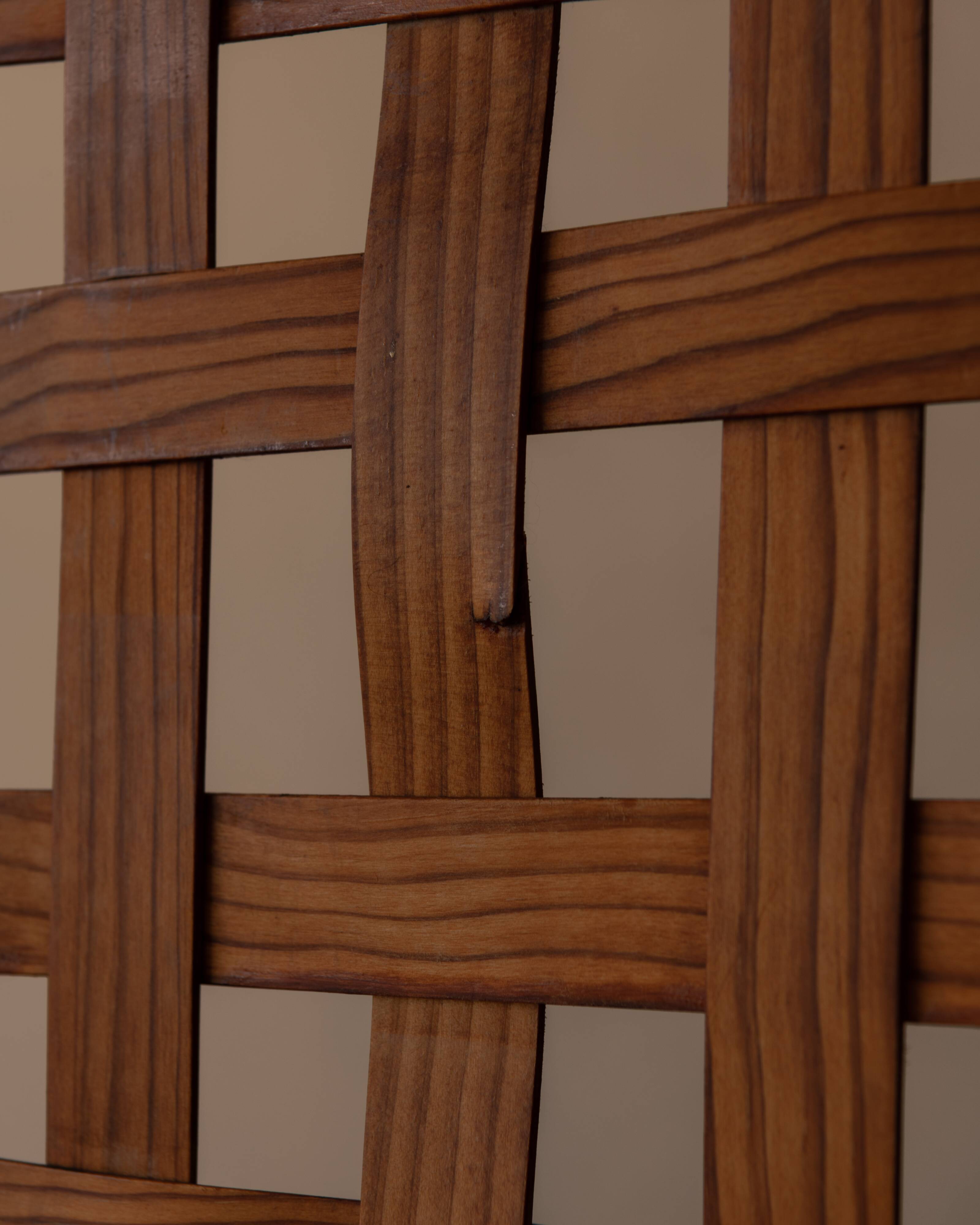 Paravent vintage en bois à 3 panneaux ajourés · Paravent pliant en pin (135 cm)