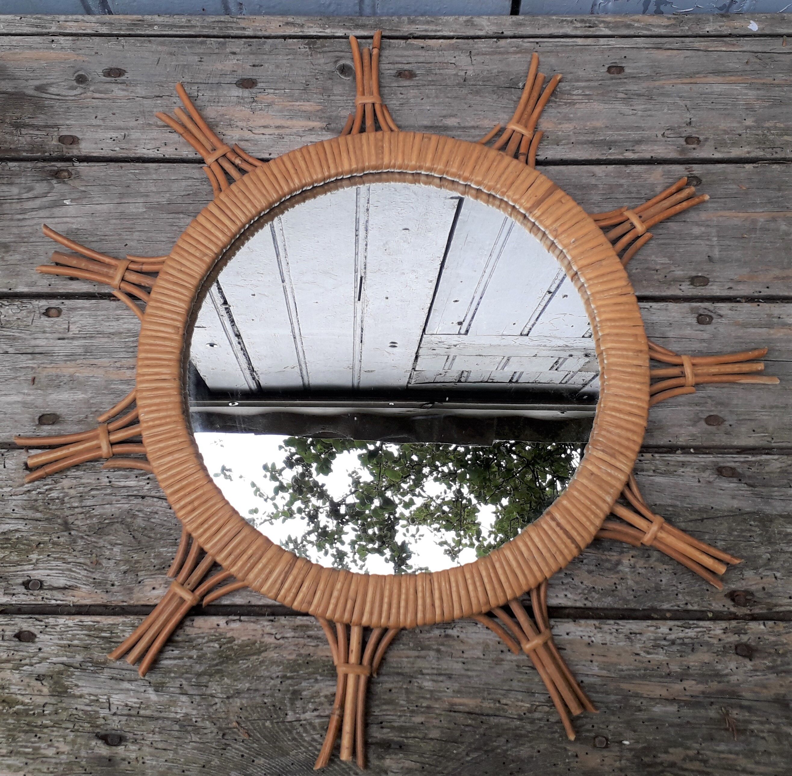 52x52 cm rattan mirror