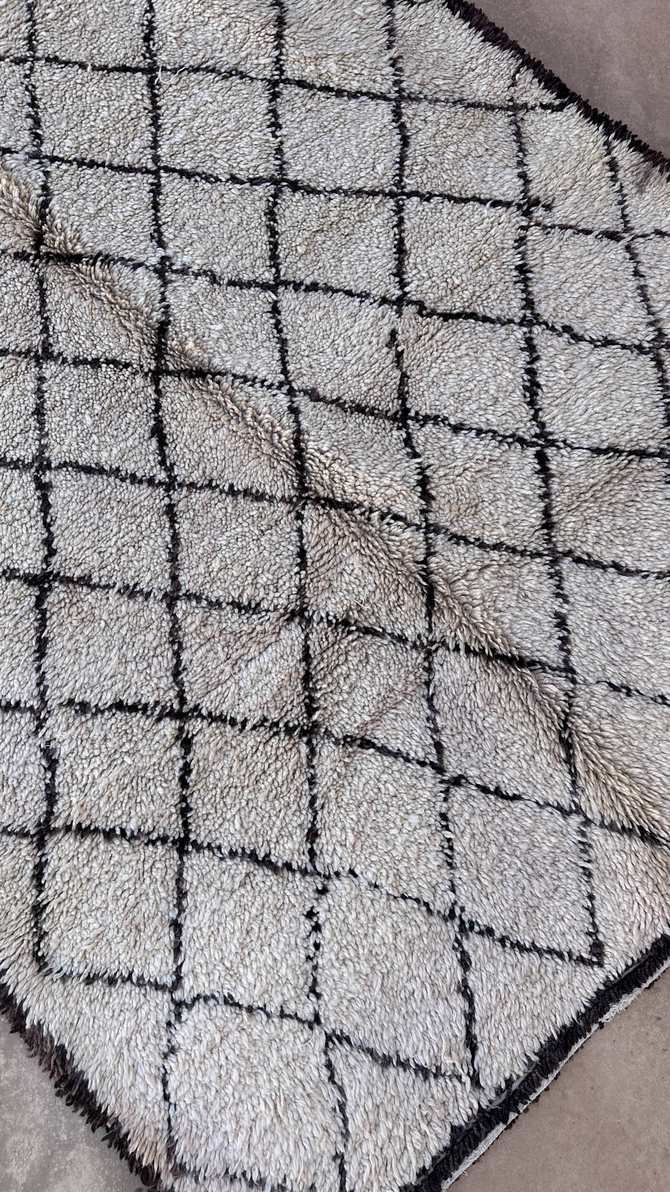 Moroccan carpet - 154 x 280 cm