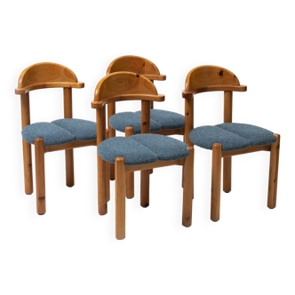 Set of 4 dining chairs in pine, reupholstered on blus boucle, Denmark, 1970s