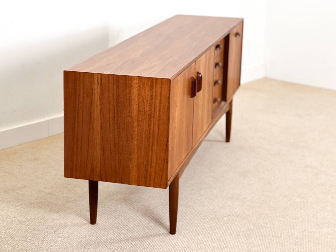 Sideboard (Brasilia Collection)