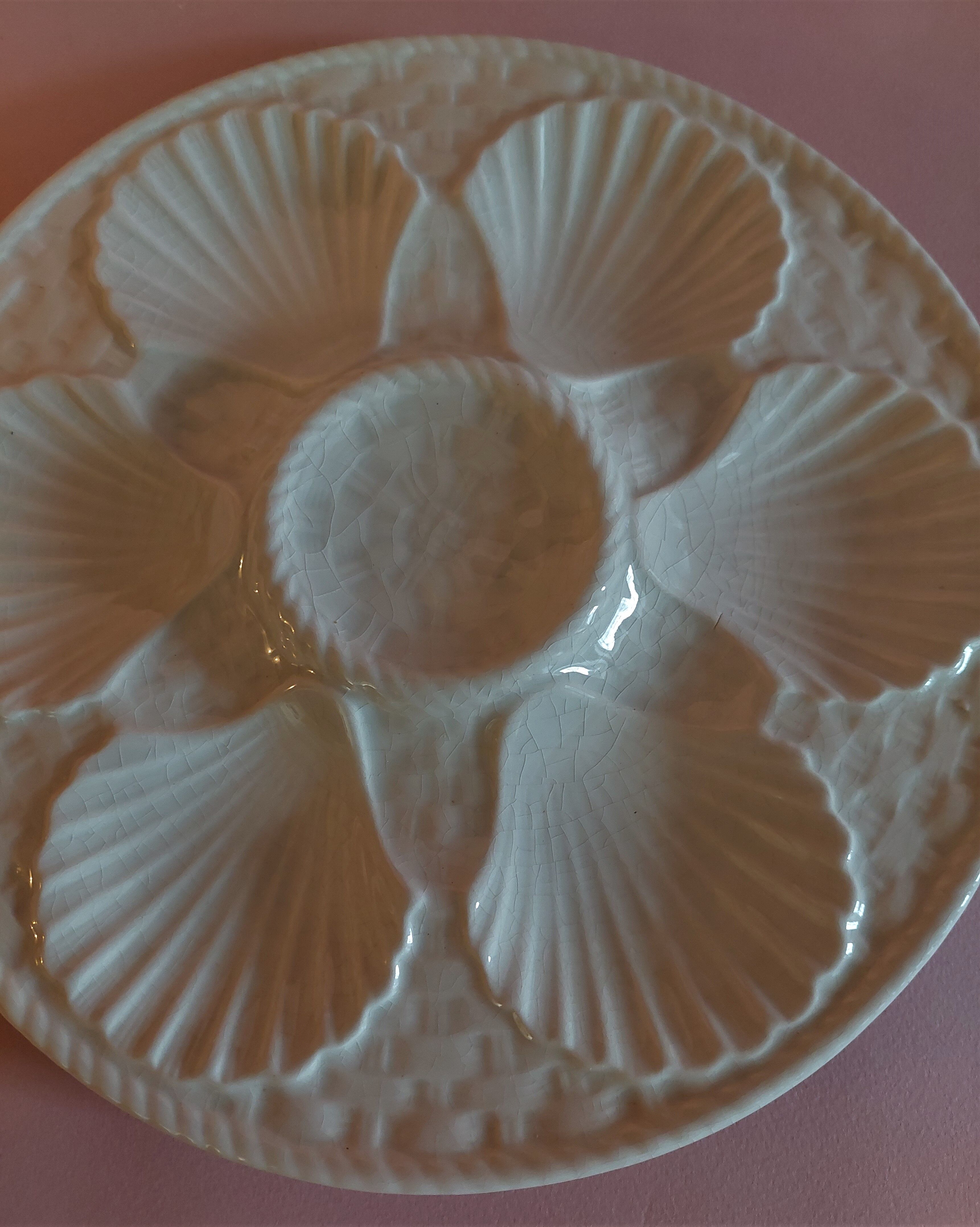 Oyster plate in white earthenware from Longchamp