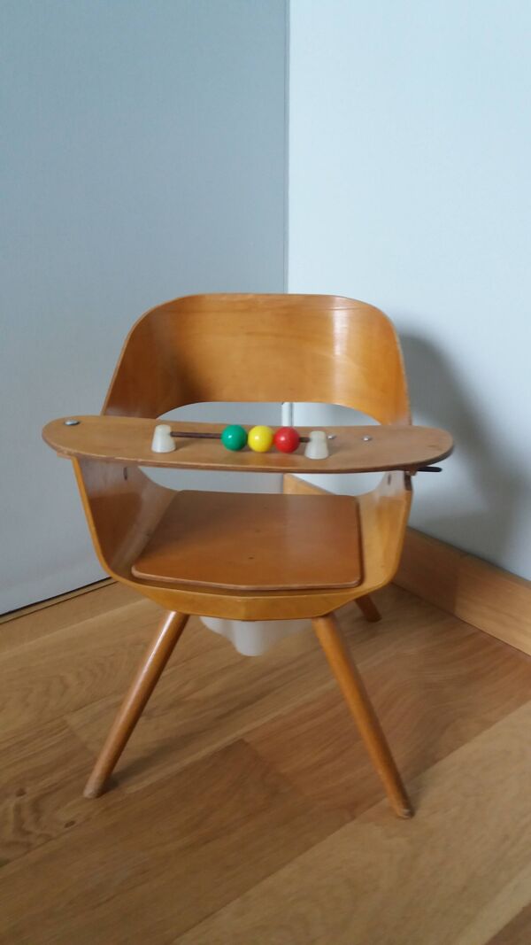 Fauteuil d’enfant Baumann Baby Coquille en bois cintré pieds compas