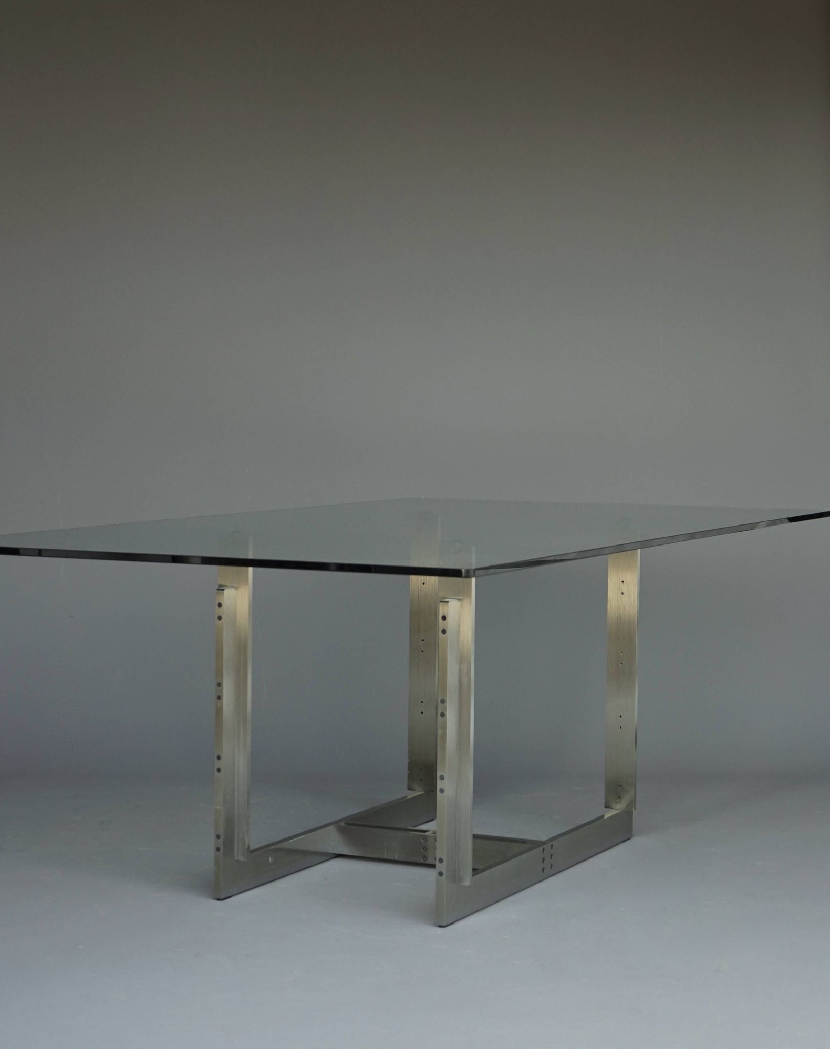 Dining table Sarpi by Carlo Scarpa for Simon Gavina, 1970s.