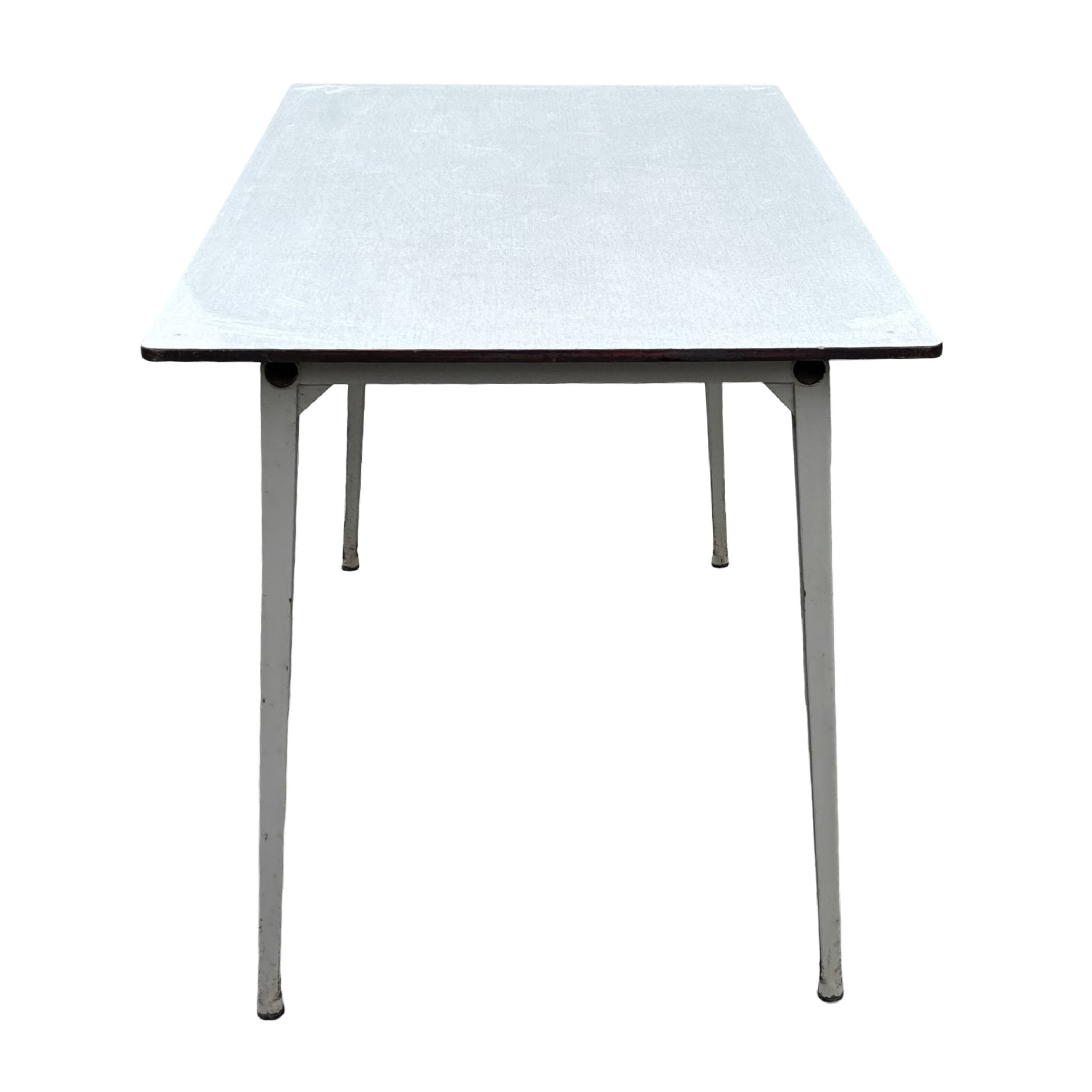 Vintage Reform dining table design Friso Kramer Ahrend de Cirkel