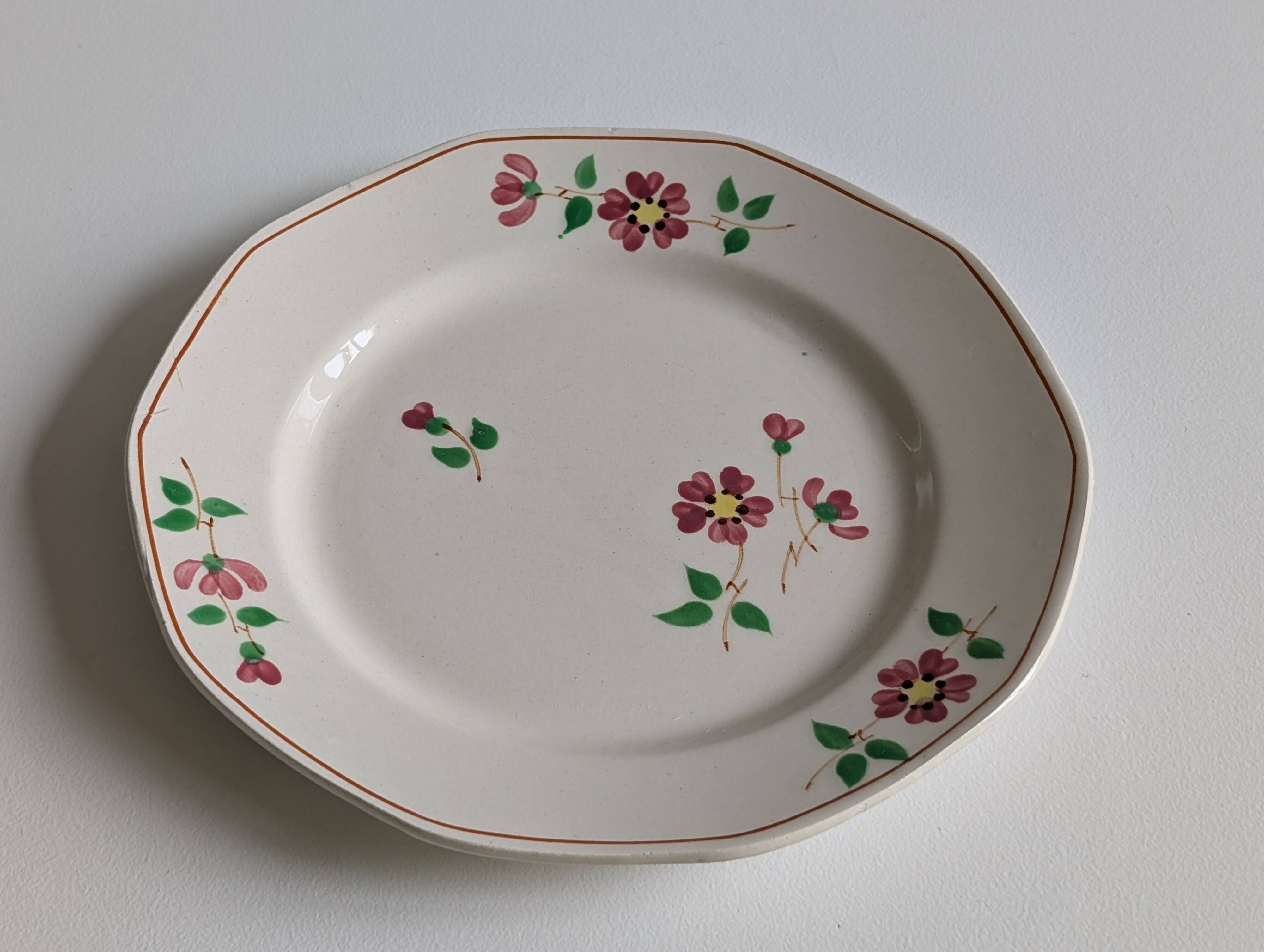 Moulin des Loups plates model "Janine"