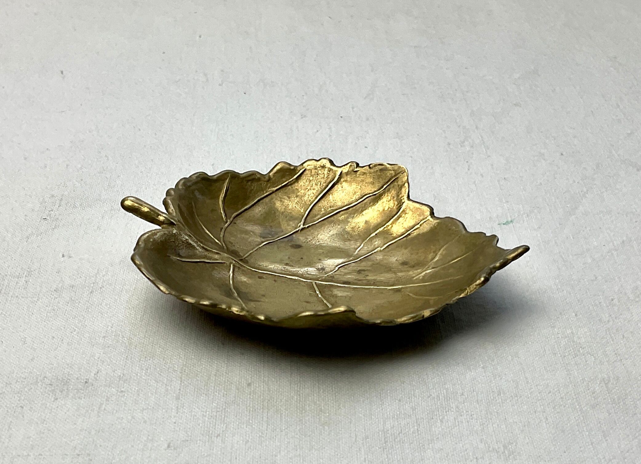 Small brass pocket trays