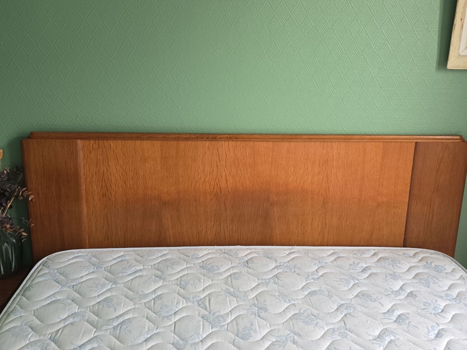 Solid oak bed from the 1960s