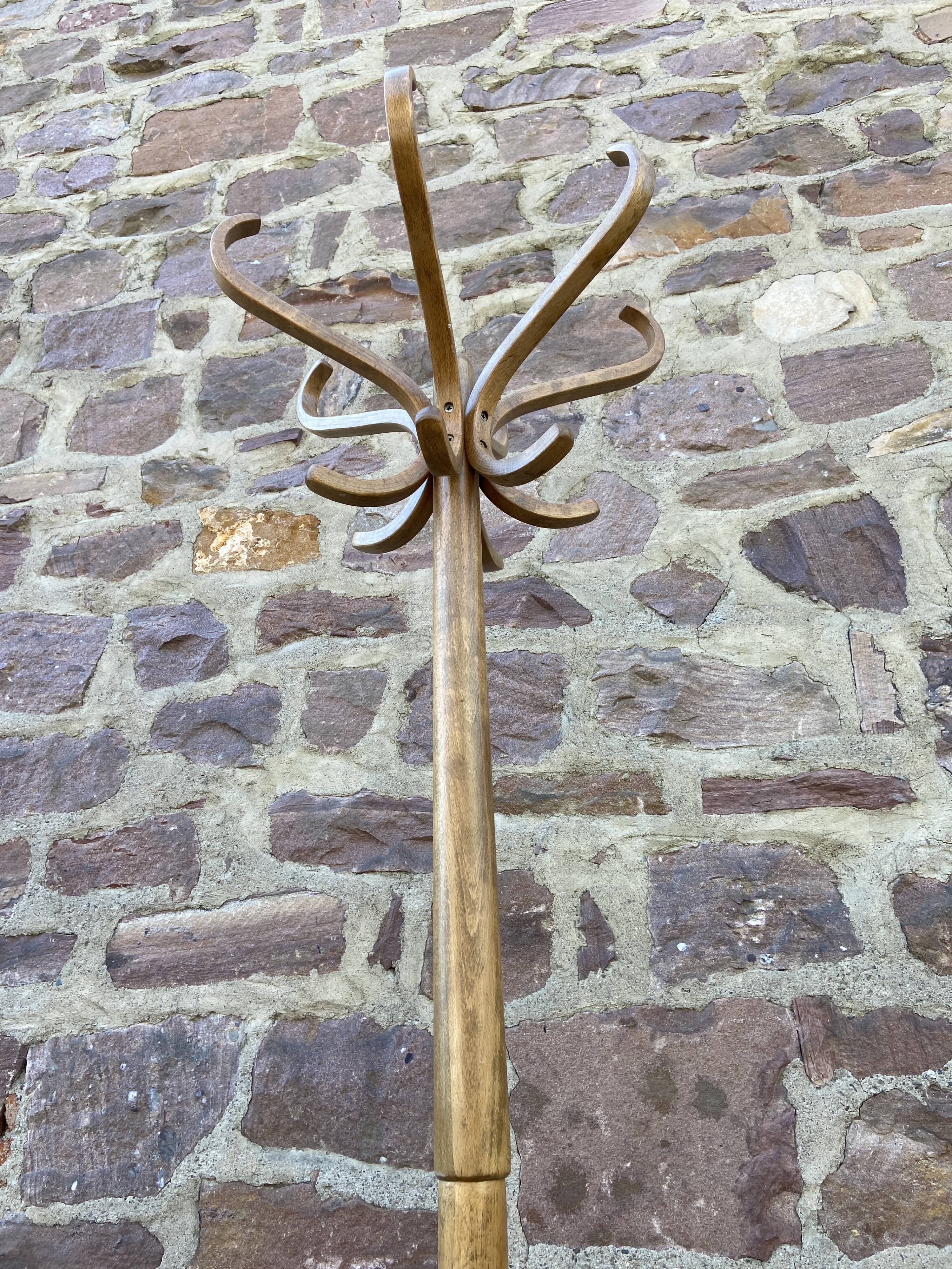 Coat rack on foot vintage parrot 1980 bentwood