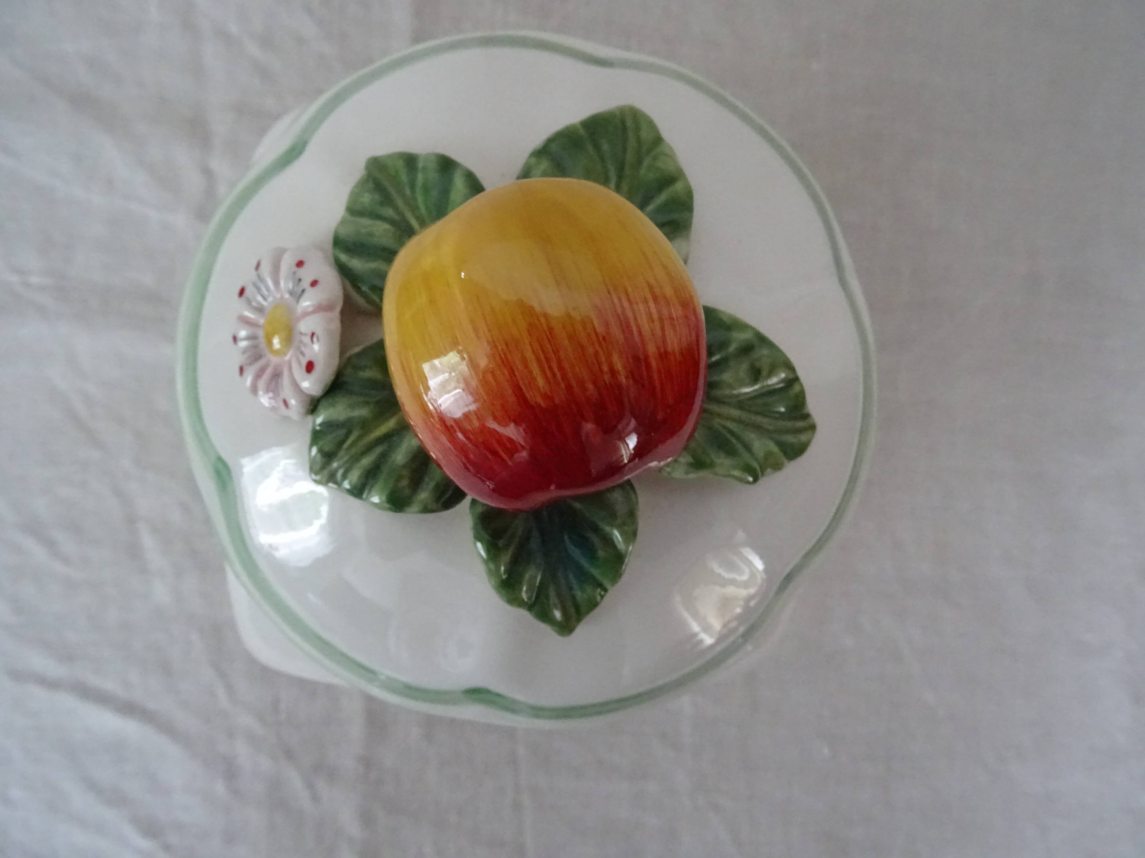 Pot jar Villeroy and Boch porcelain French Garden Charm malus sylvestris apple decoration