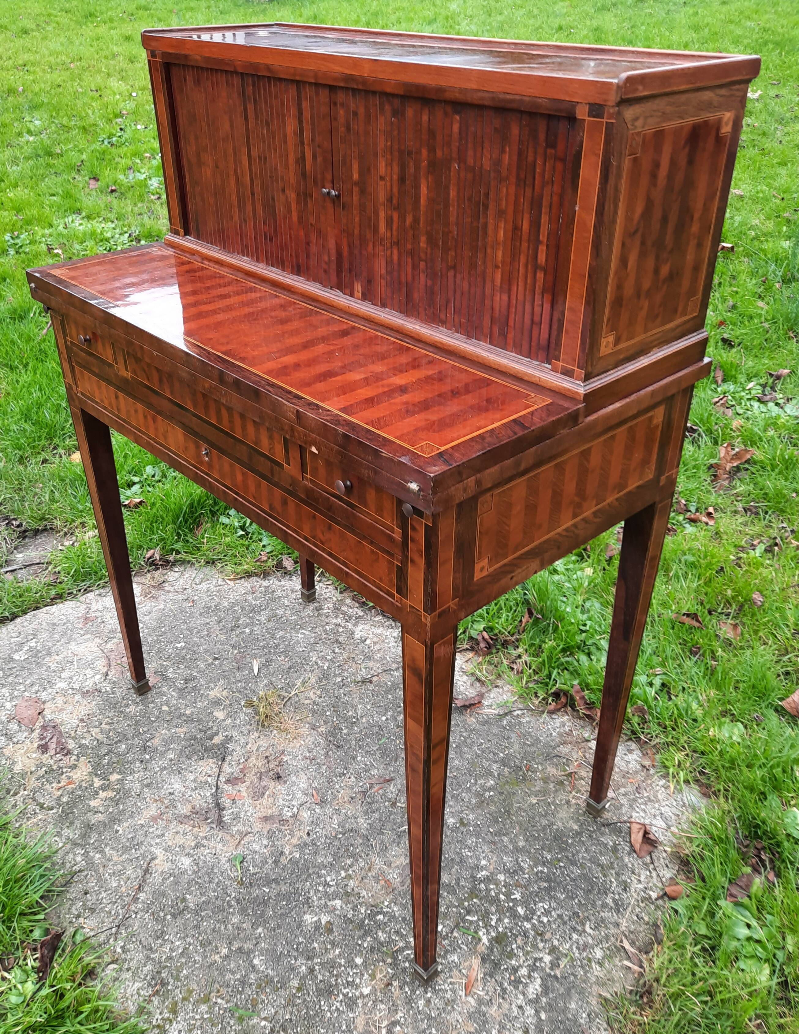 Louis XVI Happiness of the Day Desk