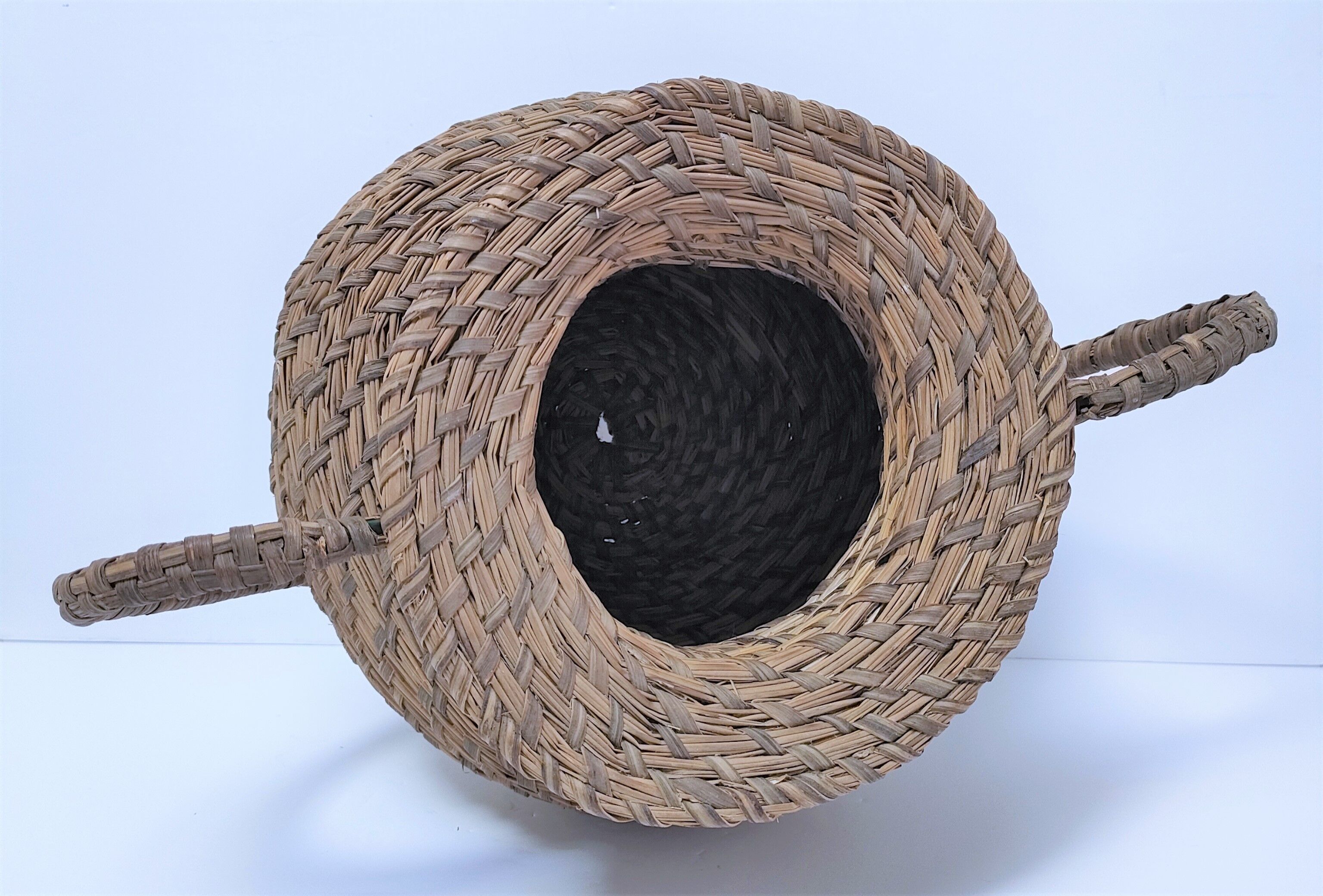 Vase in straw and plant fibers French folk art mid-twentieth century