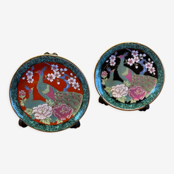 Duo d’assiettes miniatures japonaises en porcelaine cloisonnées
