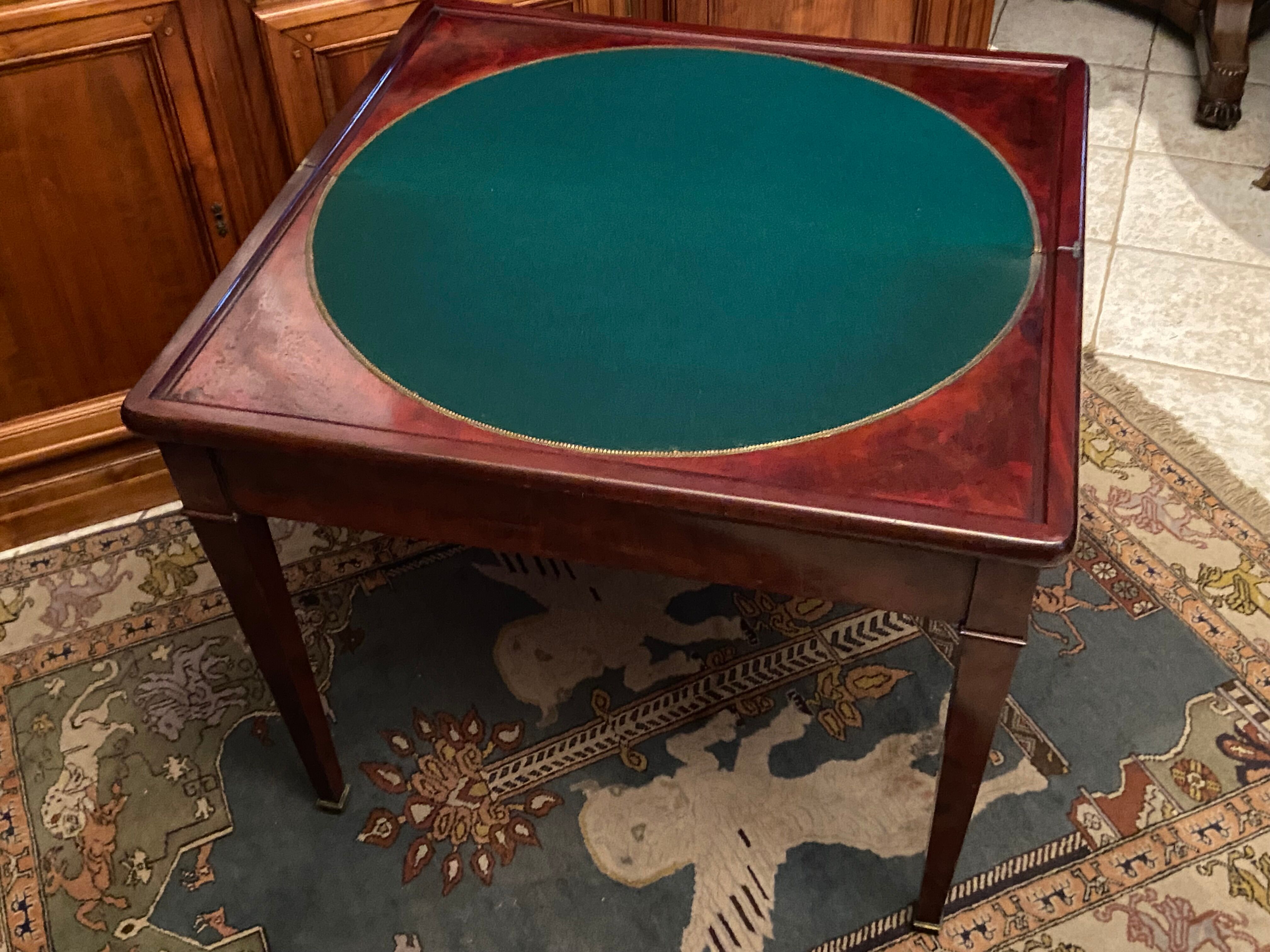 Mahogany game table console from the Napoleon III period