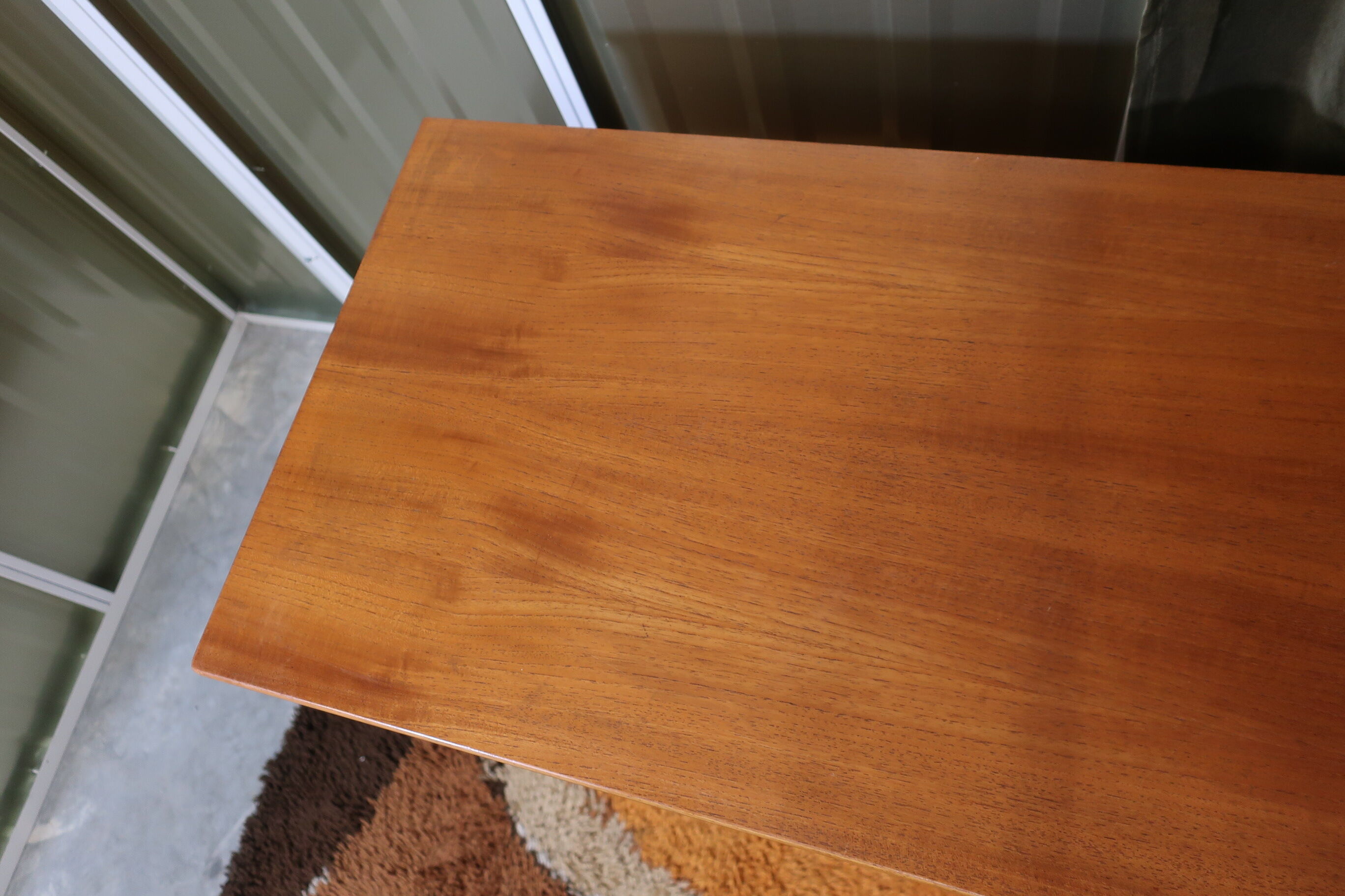 Clear teak thread from the 1960s