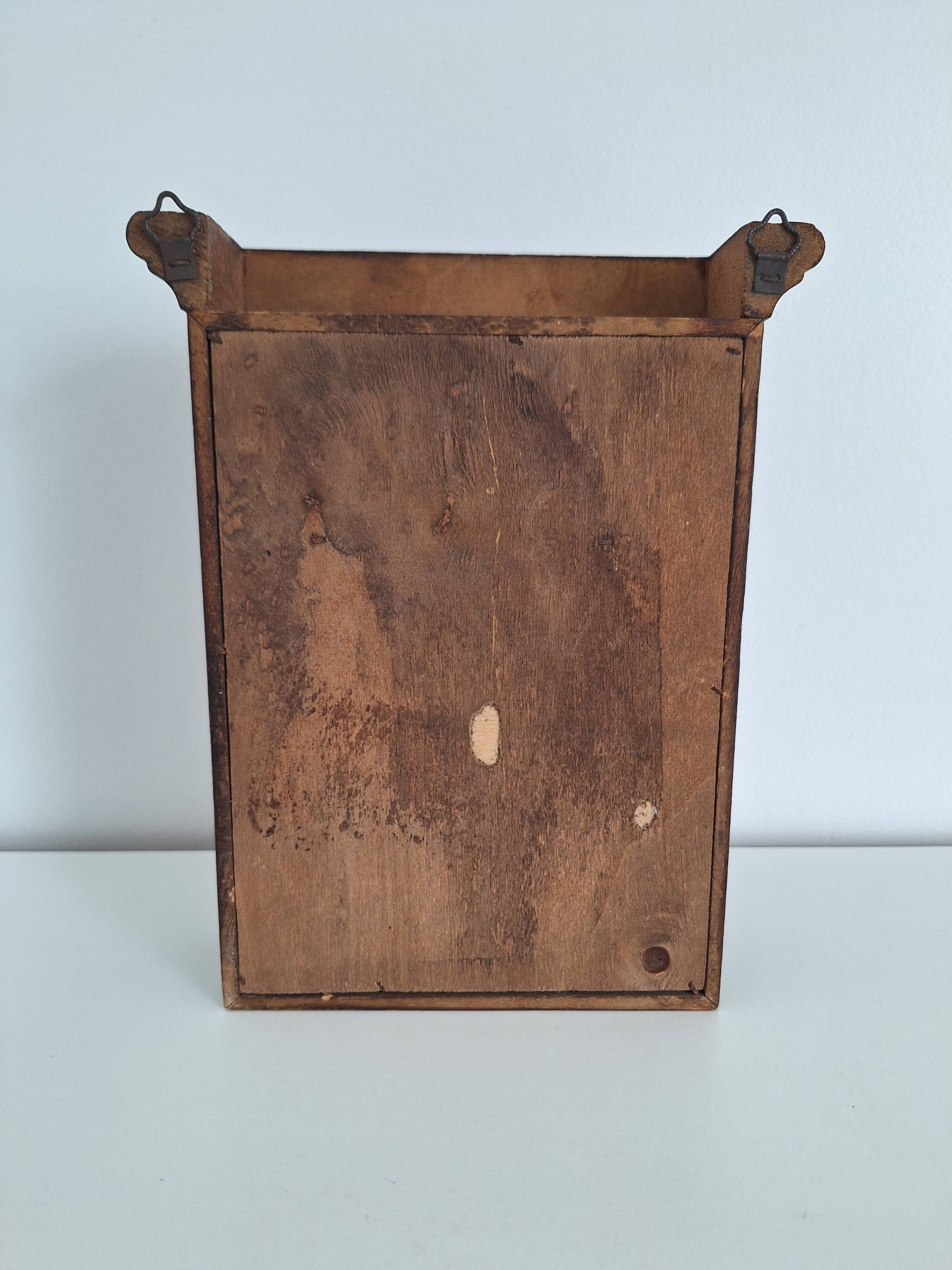 Boîte à clés vintage