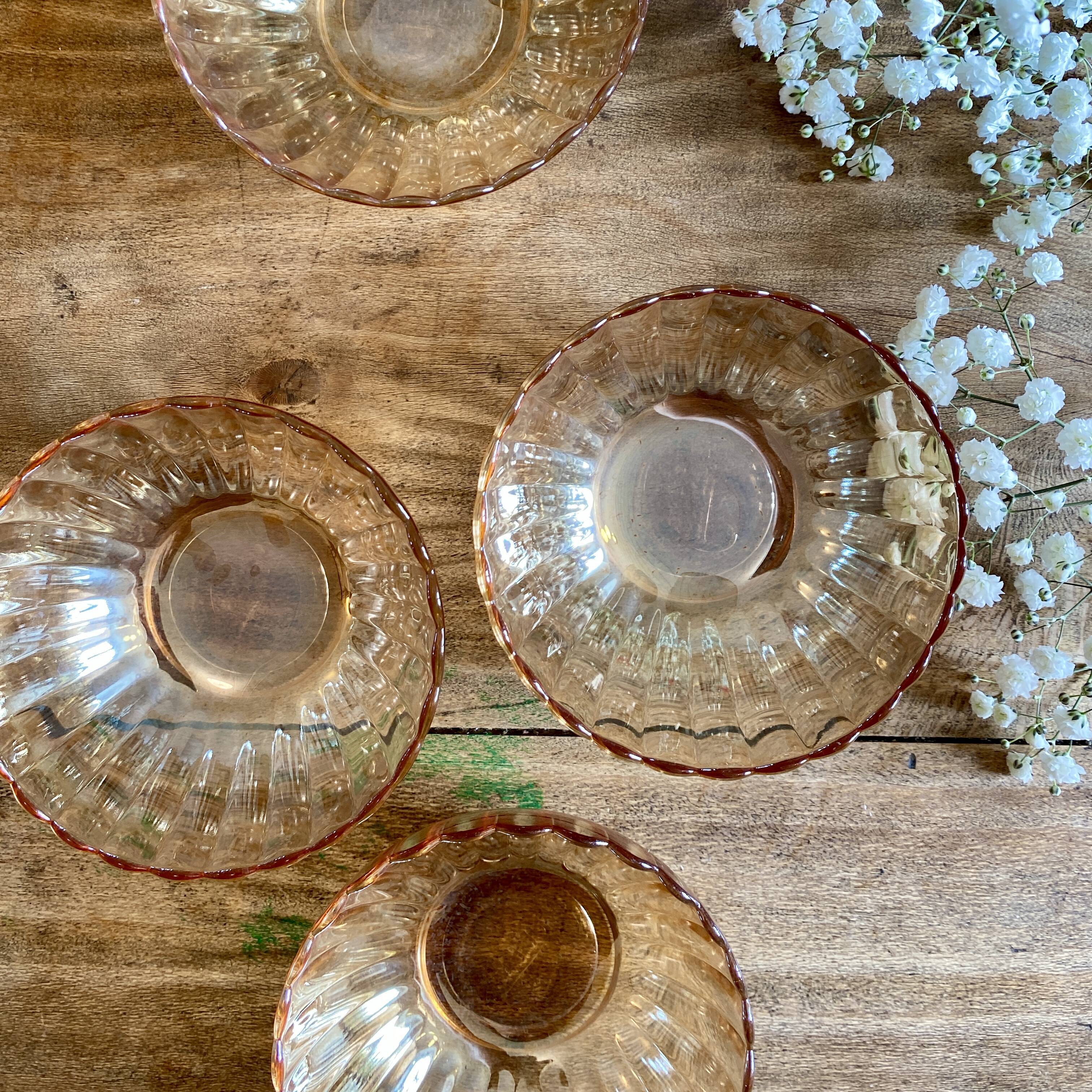 Set of 6 bowls or iridescent pink ramekins