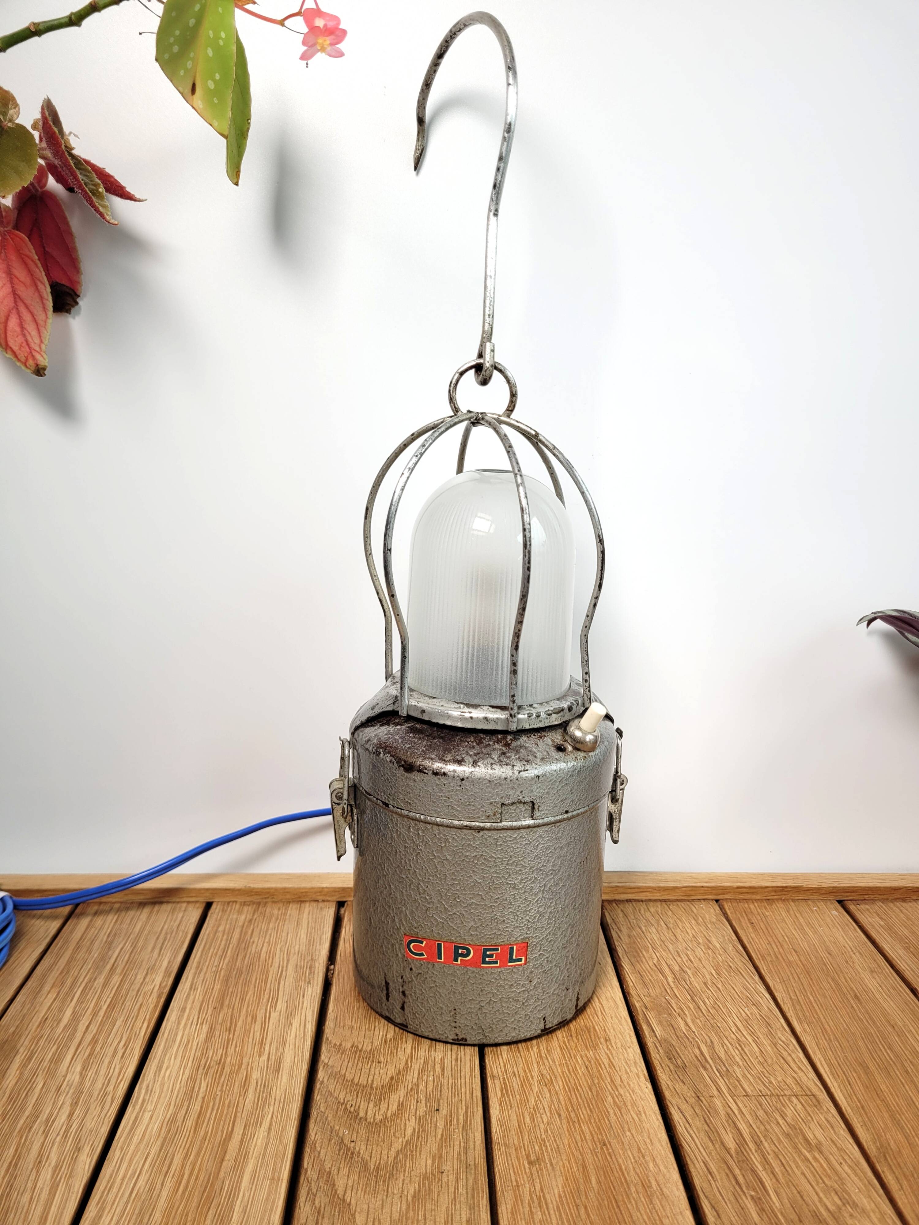 Cipel portable workshop lamp 1950