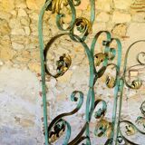 Screen, Art Deco wrought iron with floral decorations circa 30's