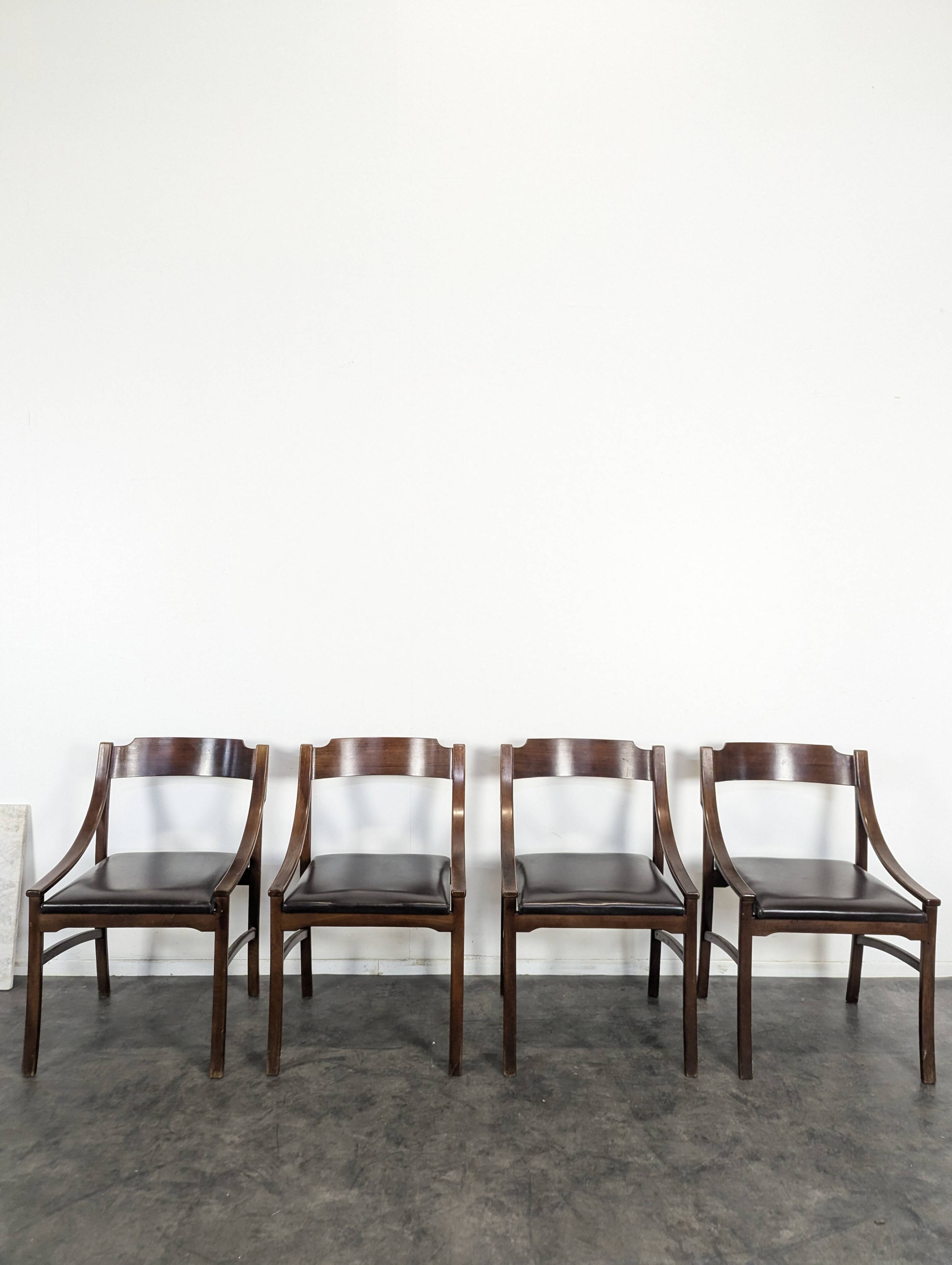 Set of 4 chairs model 110 by Ico Parisi
