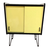 Vintage sideboard in yellow formica